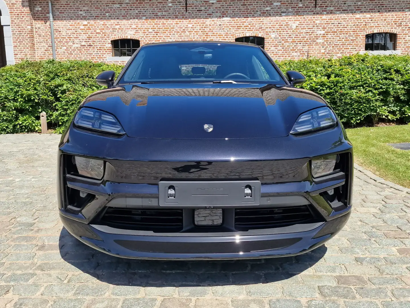 Porsche Macan Turbo/Trekhaak/Carplay/Leder/JETBLACK/BoseSS/Pano Zwart - 2