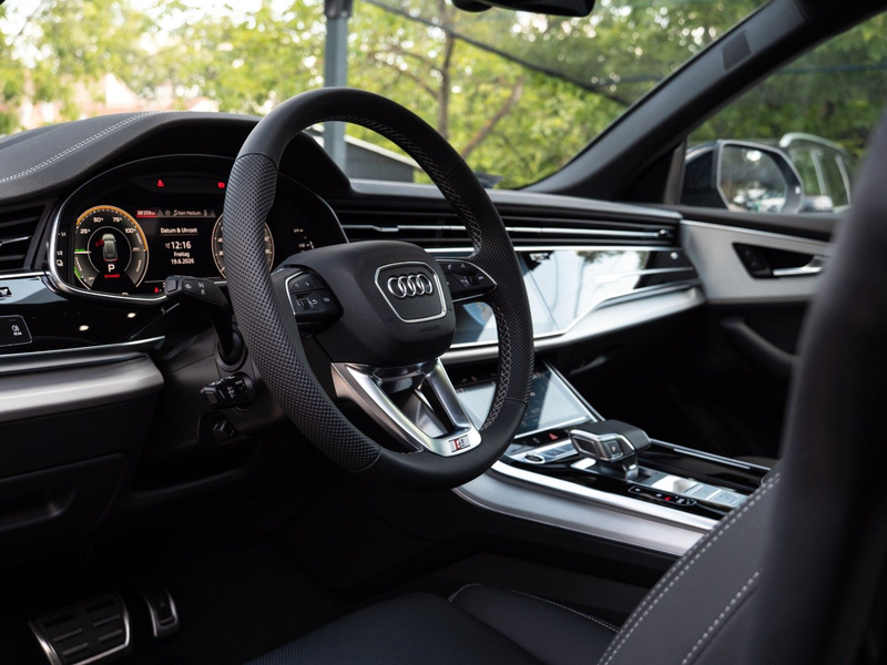 Audi Q8 60 TFSIe SLINE.MATRIX.SOFTCL.PANO.HUD.360.AHK — photo 14