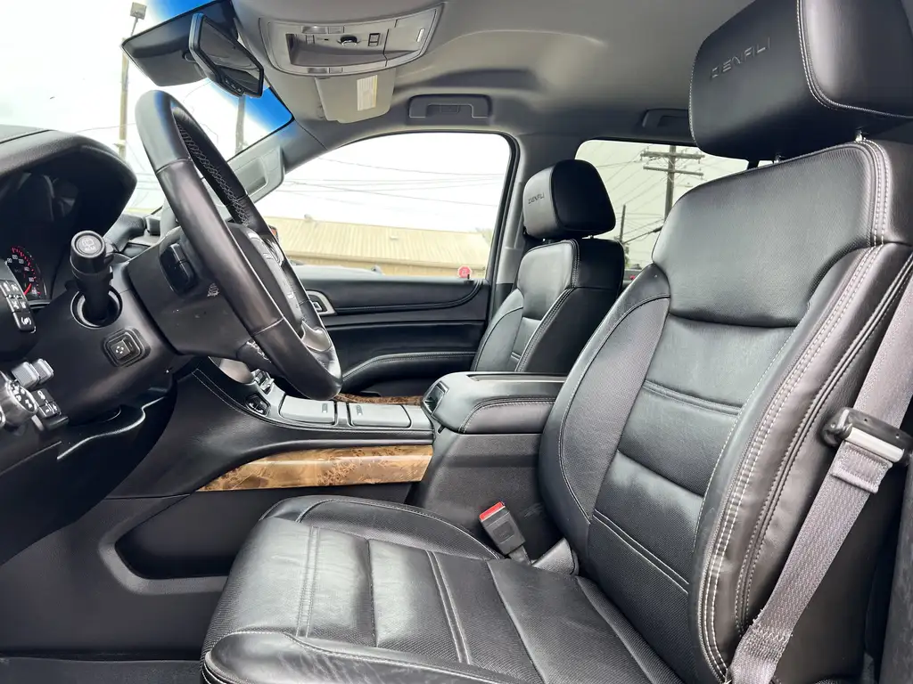 2015 GMC Yukon Denali | Climate Seats | PowerFold Third Row | Key — photo 8