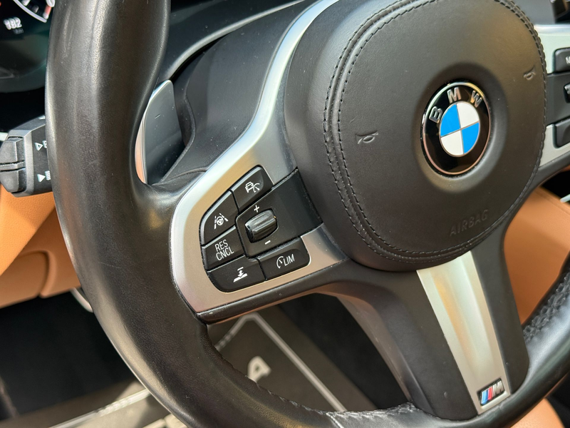 BMW 530 - 530 d M Sportpaket / Pano *MEGA* — photo 15