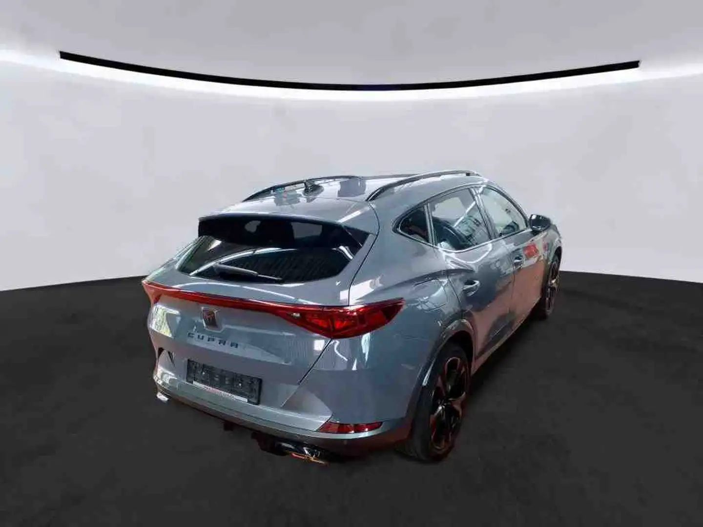 CUPRA Formentor 1.4 e-Hybrid VZ*LED*AHK*KAMERA*PDC*SHZ Grijs - 2