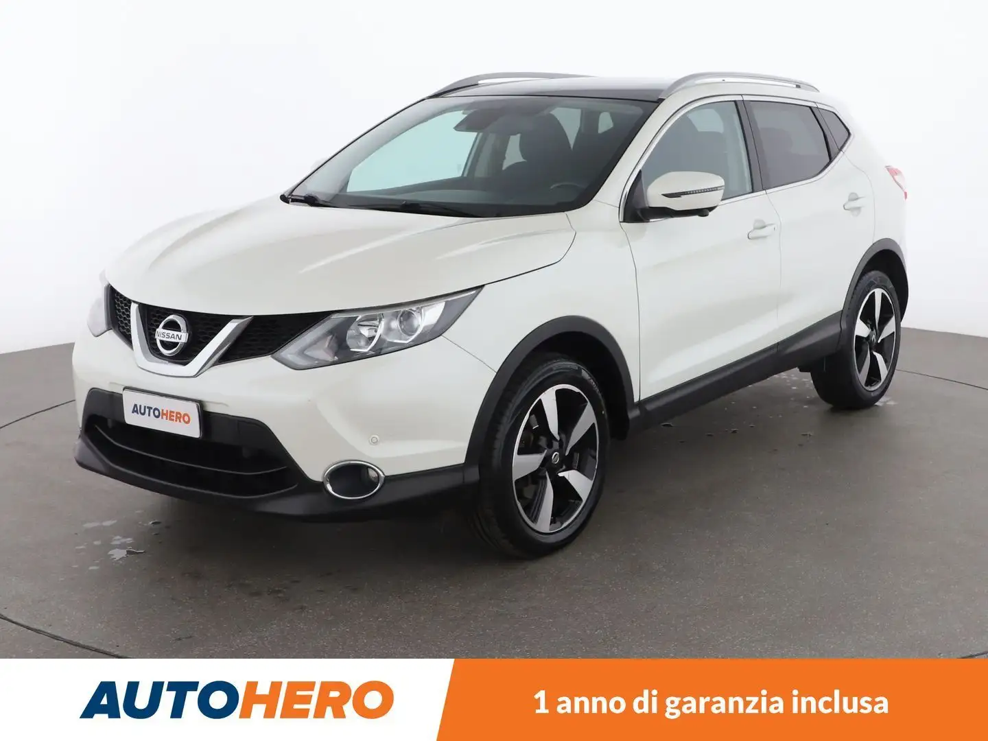 Nissan Qashqai 1.6 dCi 360 Blanc - 1