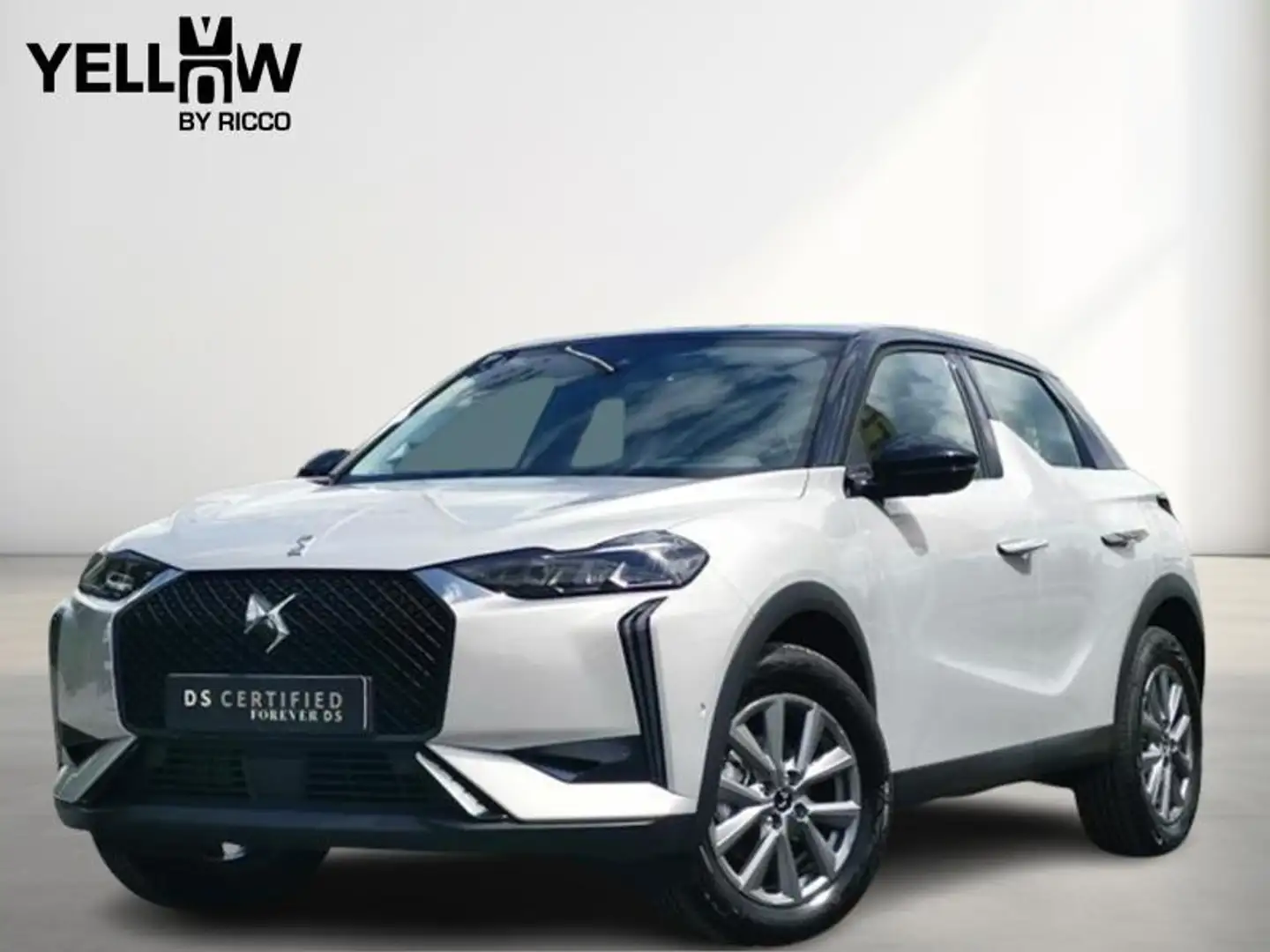 DS Automobiles DS 3 Bastille / EAT8 / 130ch Or - 1