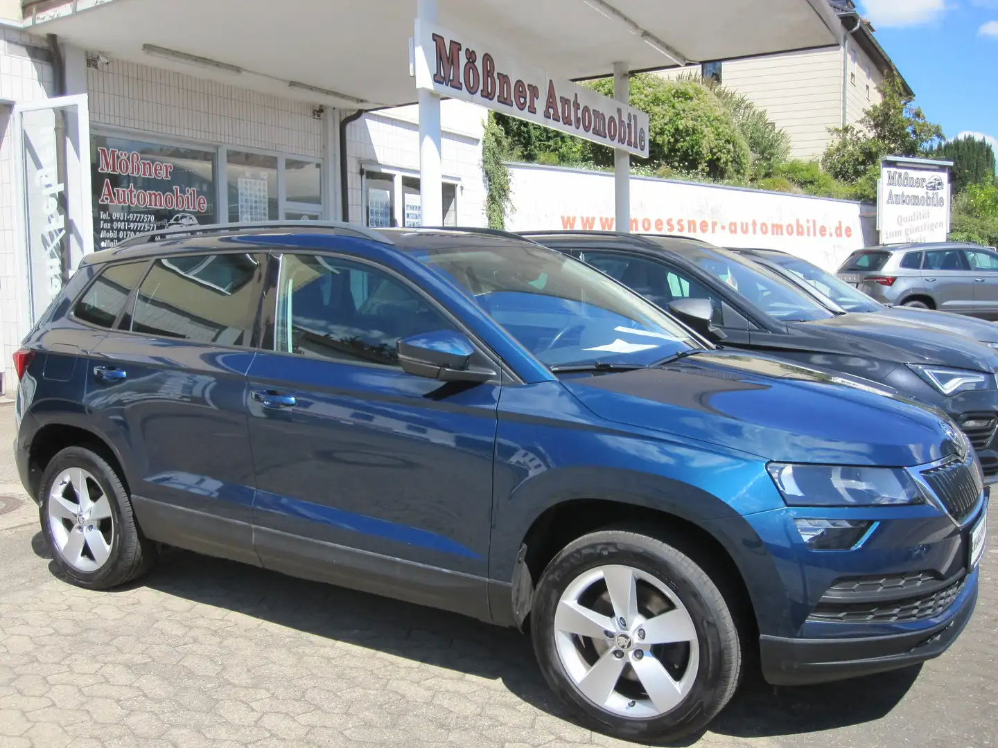 Skoda Karoq Karoq 1.5 TSI ACT Amb/AHK/eHk/Pano/SmartLNavi/LM17 Azul - 1