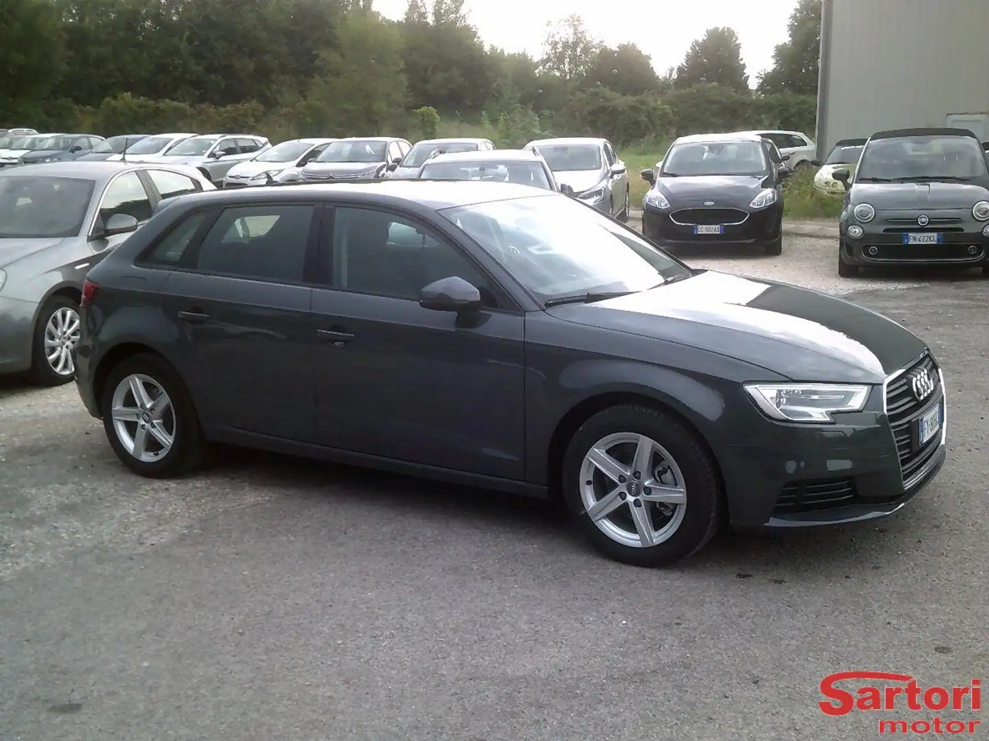 Audi A3 UNIPROPRIETARIO PARI AL NUOVO! Gris - 2