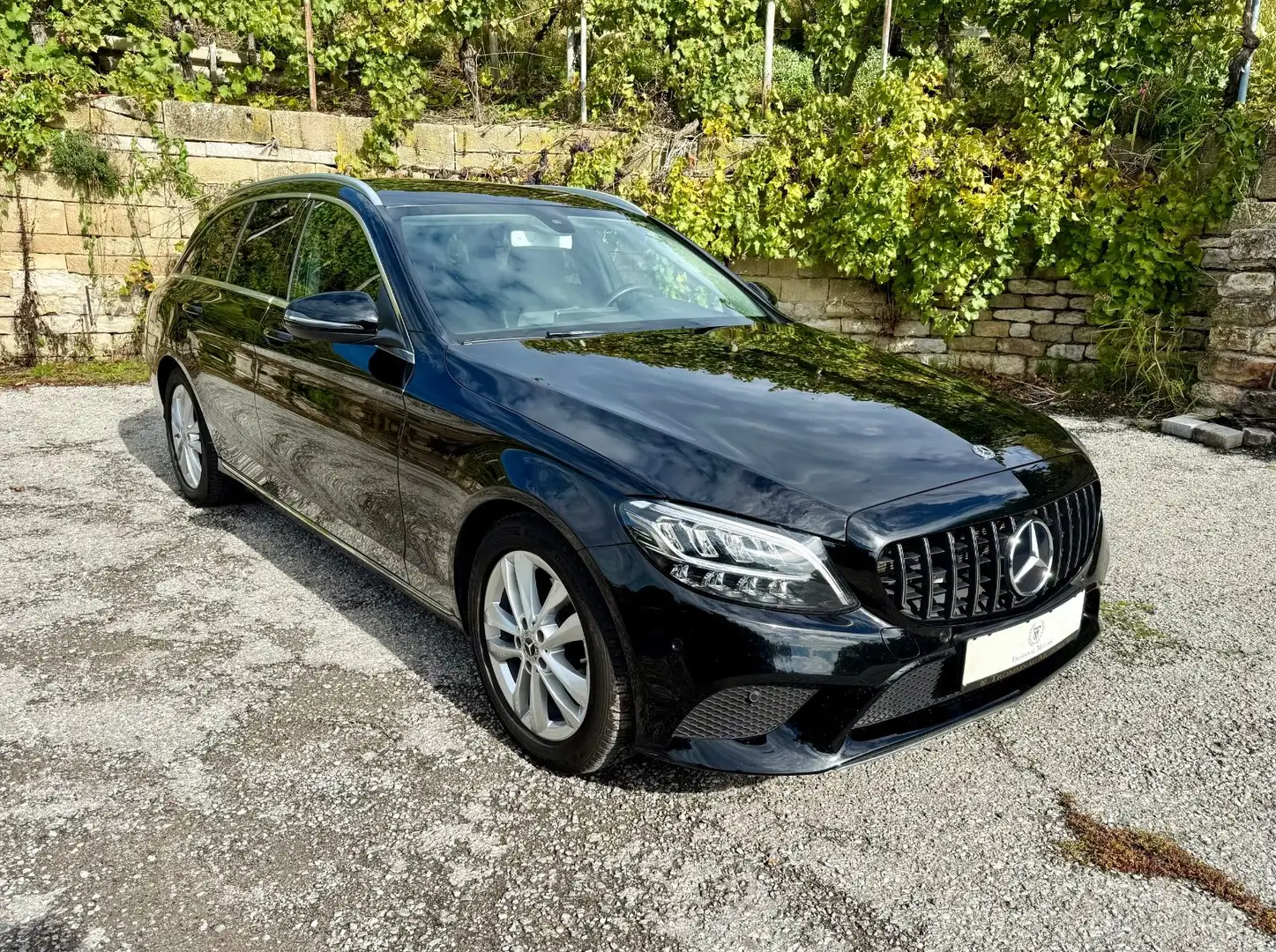 Mercedes-Benz C 220 d T-Modell, Avantgarde, AHK, Facelift, LED! Schwarz - 1