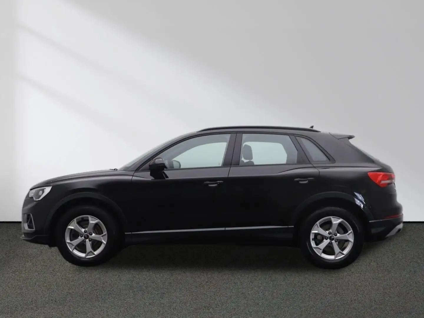 Audi Q3 40 TFSI advanced quattro S tronic MMI LED AHK Noir - 2