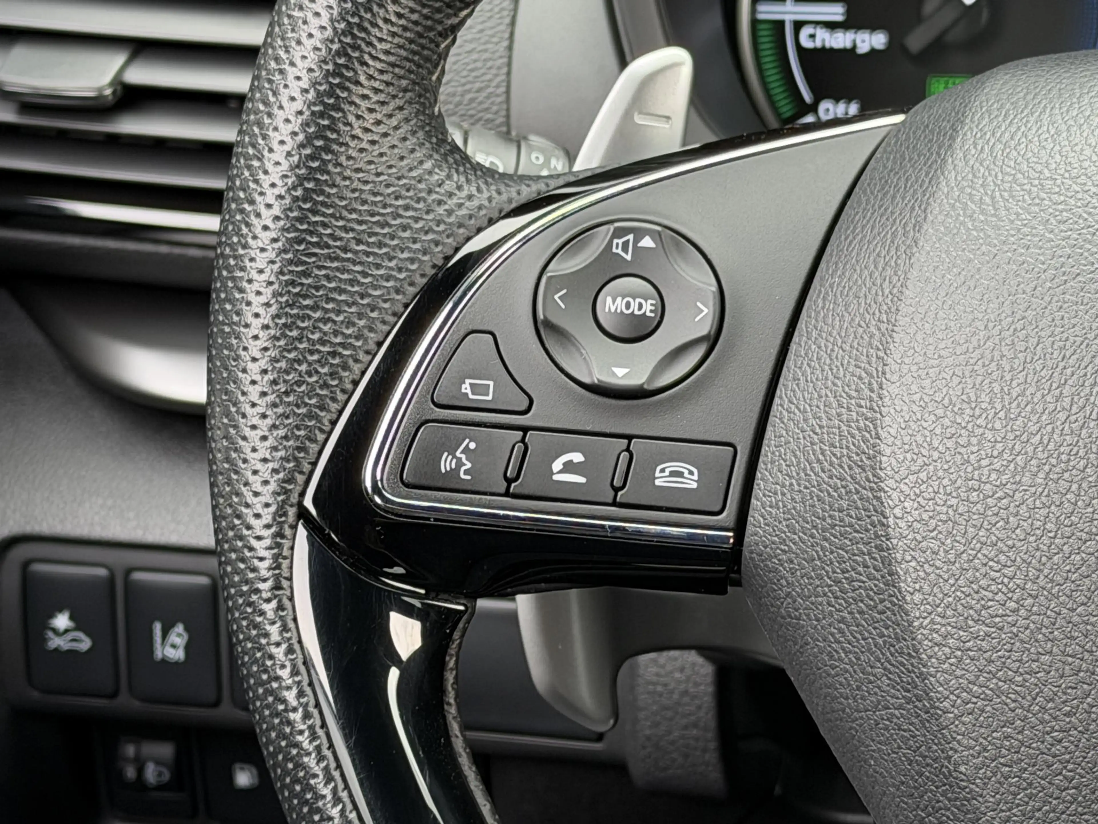 Mitsubishi Eclipse Cross 2.4 PHEV Black Edition | Adaptieve Cruise Control — photo 22