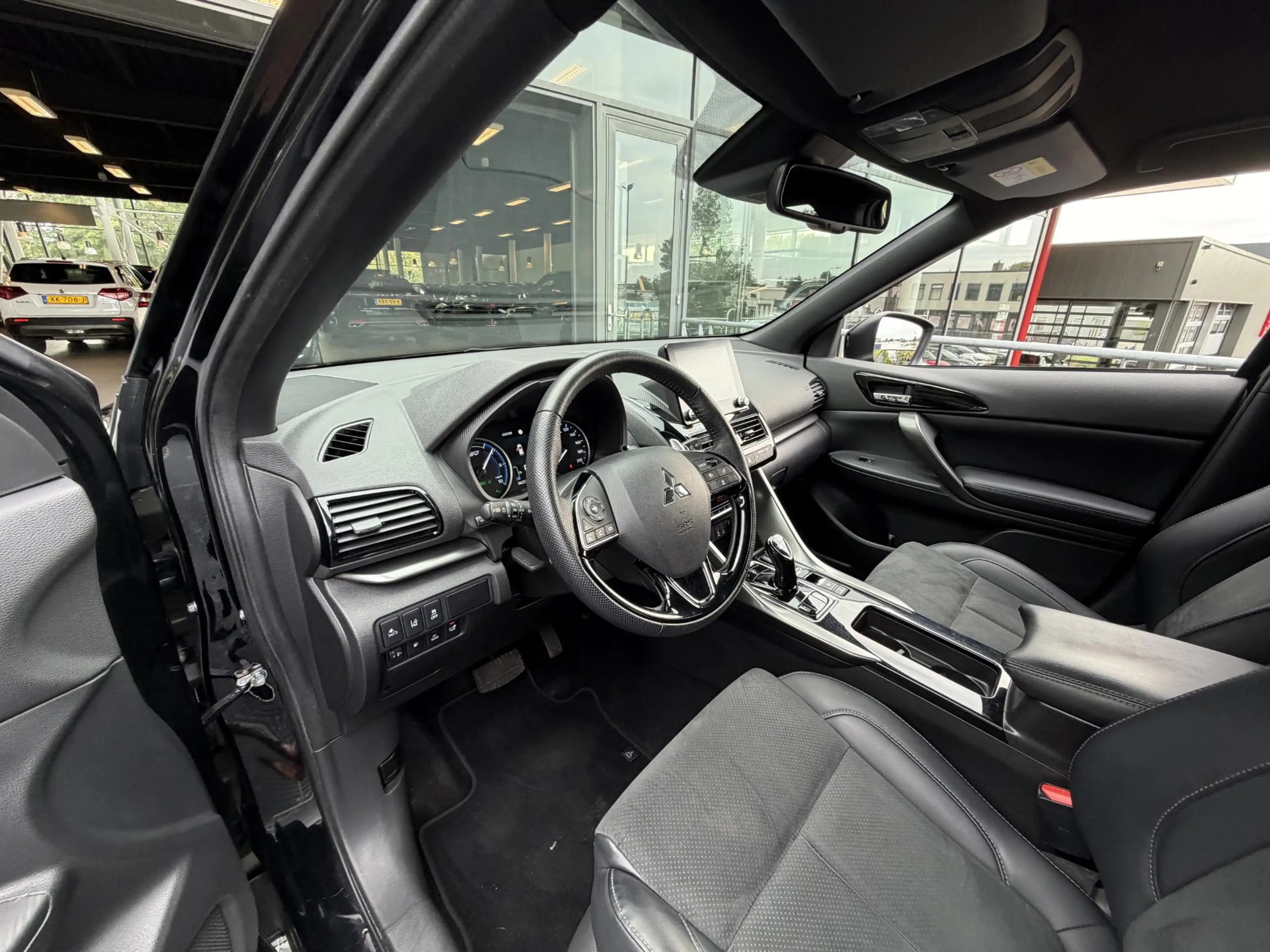 Mitsubishi Eclipse Cross 2.4 PHEV Black Edition | Adaptieve Cruise Control — photo 25