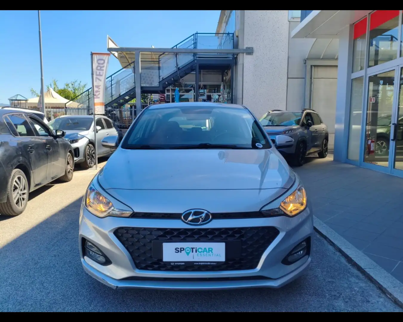 Hyundai i20 5 Porte 1.2 MPI econext Connectline Argento - 2