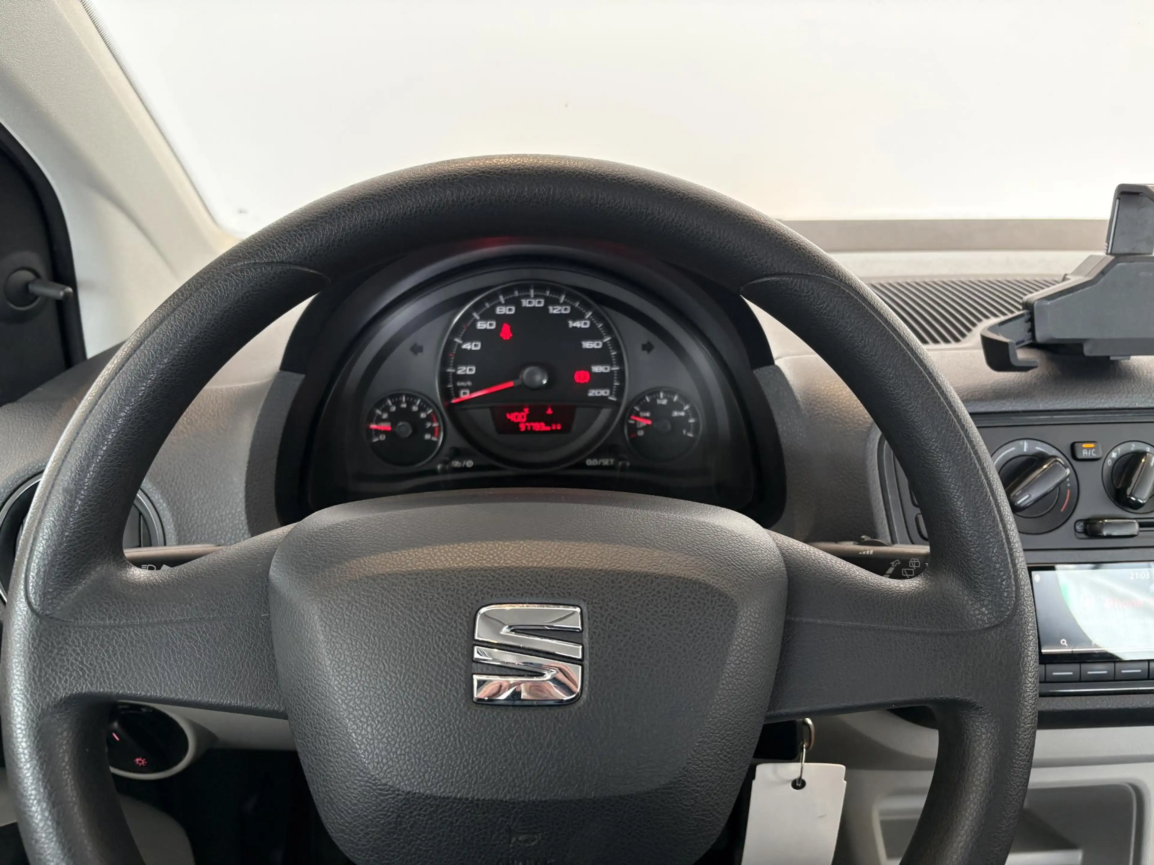SEAT Mii 1.0 Style — photo 12
