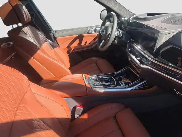 BMW X7 xDrive 40d M-Sport Ansicht 12