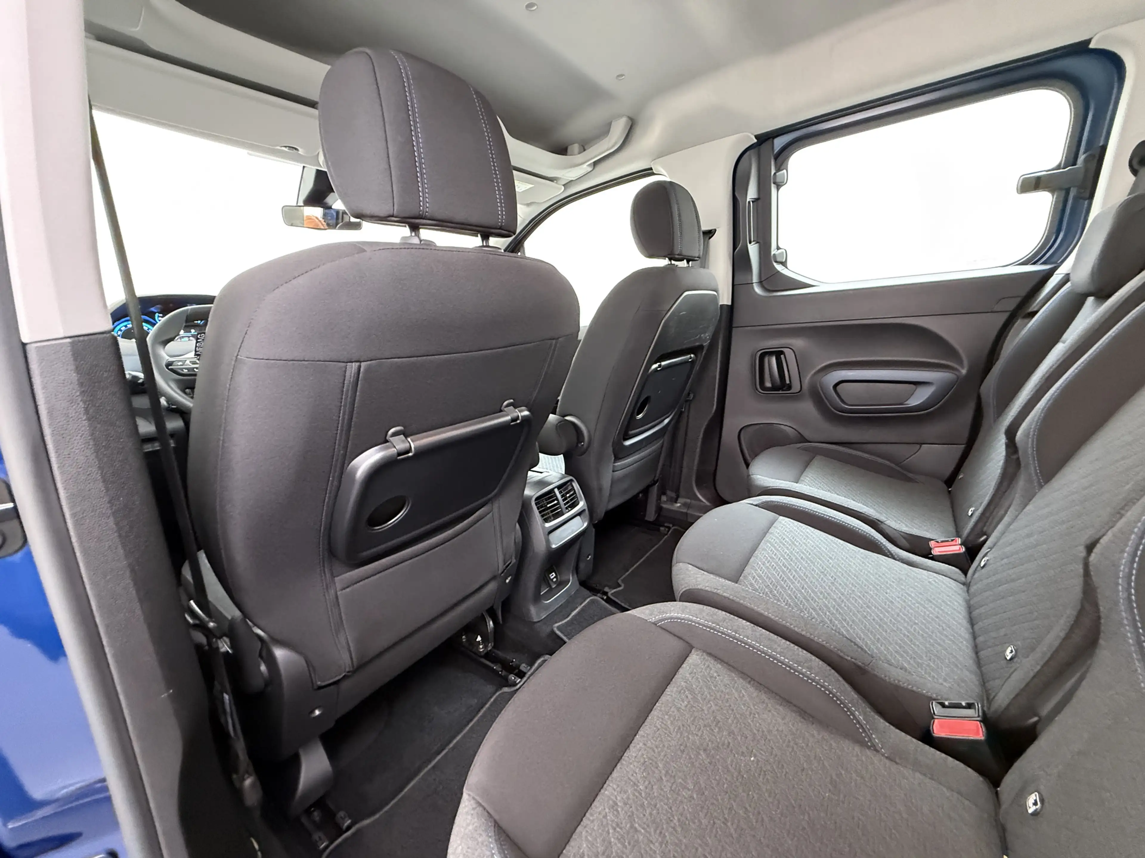 Peugeot e-Rifter EV Allure Pack SOH 97% 50kWh 2X Schuifdeur 360°Cam — photo 12