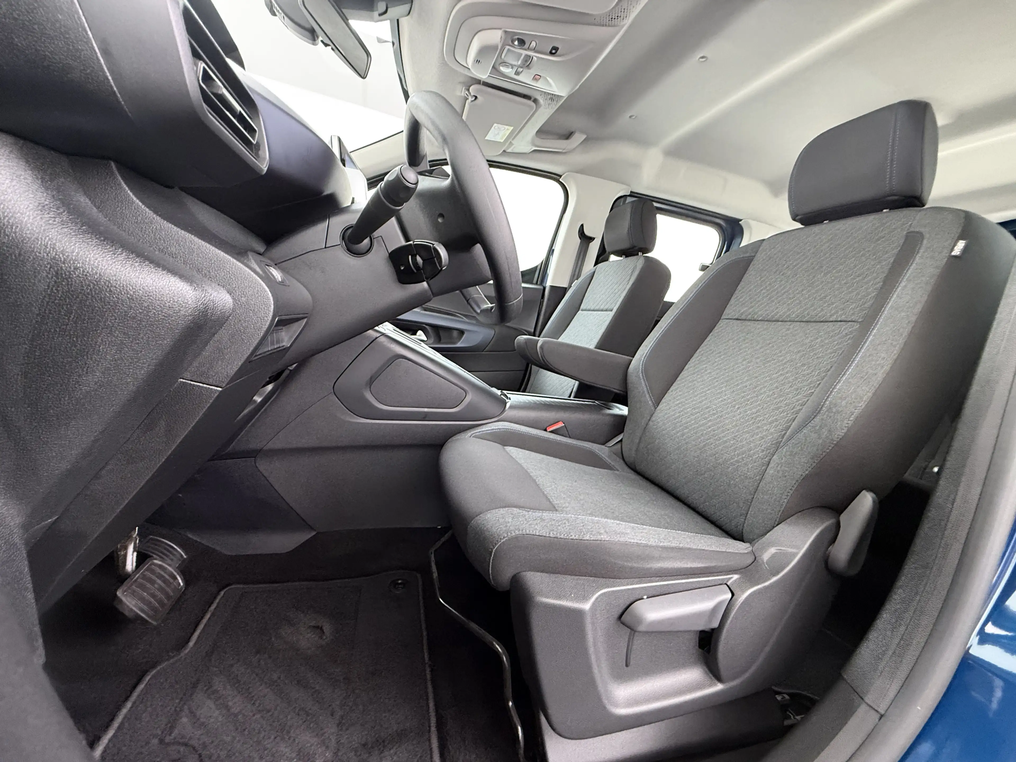 Peugeot e-Rifter EV Allure Pack SOH 97% 50kWh 2X Schuifdeur 360°Cam — photo 11