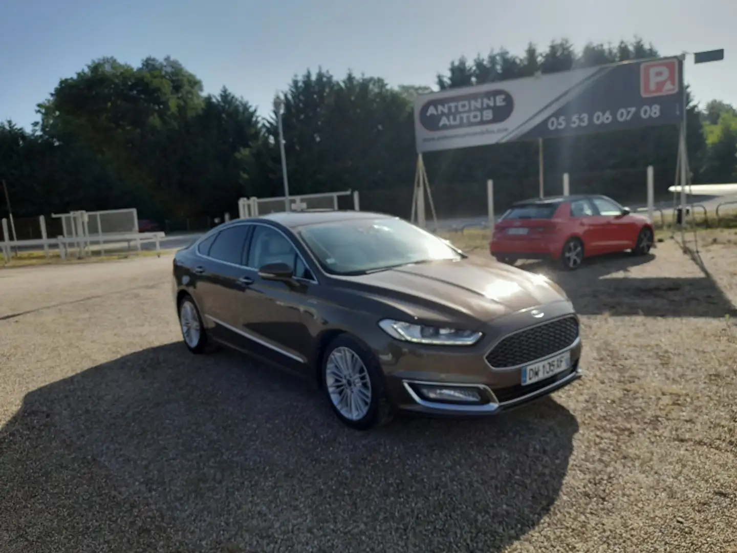 Ford Mondeo 2.0 TDCI 180CH VIGNALE POWERSHIFT 4P Brun - 1