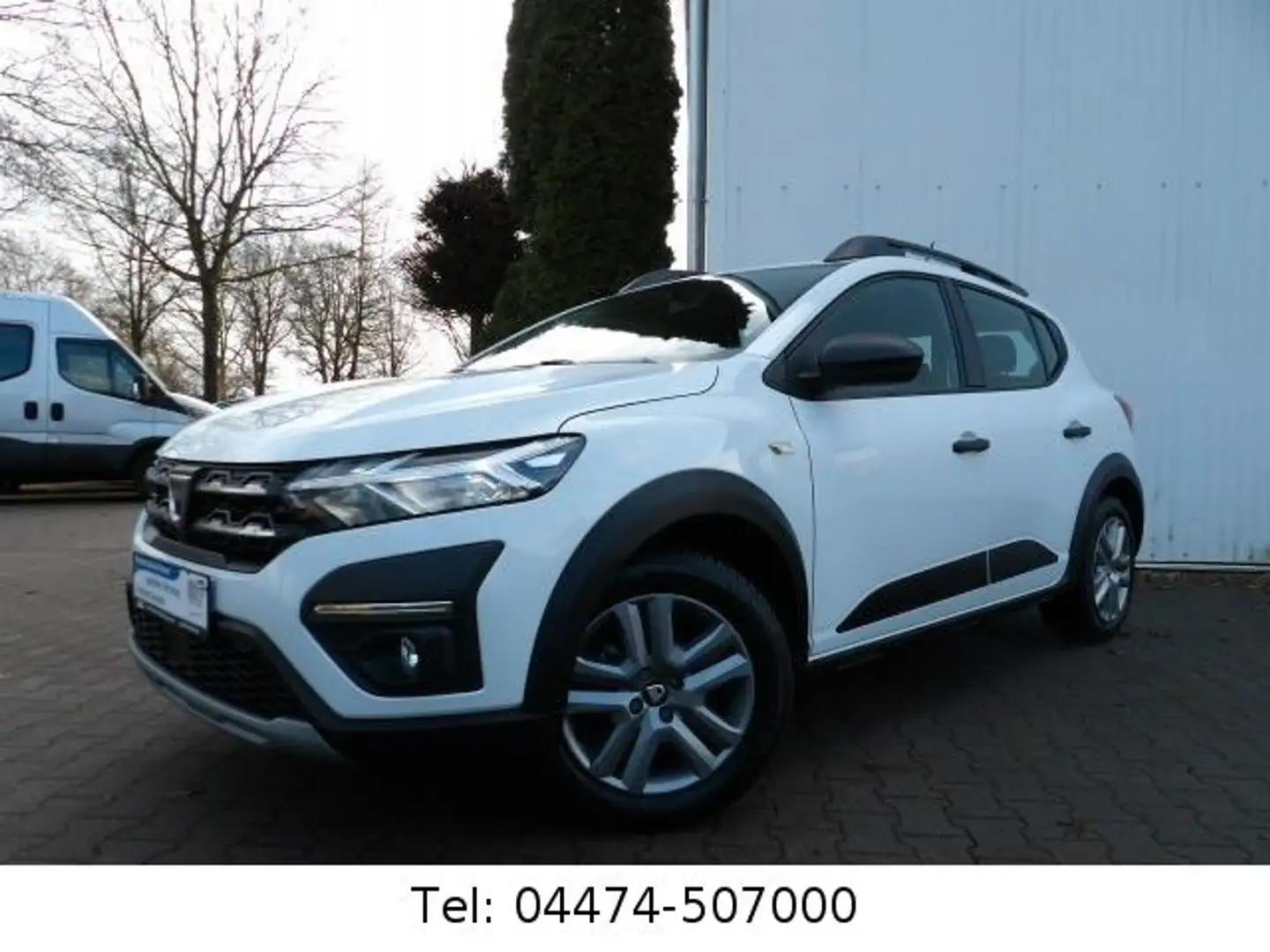 Dacia Sandero Stepway LPG Gas Benzin LED AHK 1.Hand! Weiß - 1