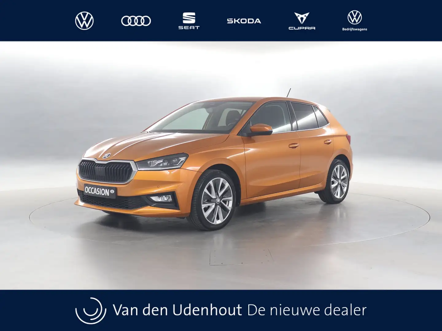 Skoda Fabia 1.0 TSI 95pk Business Edition / Navigatie / Camera Oranje - 1