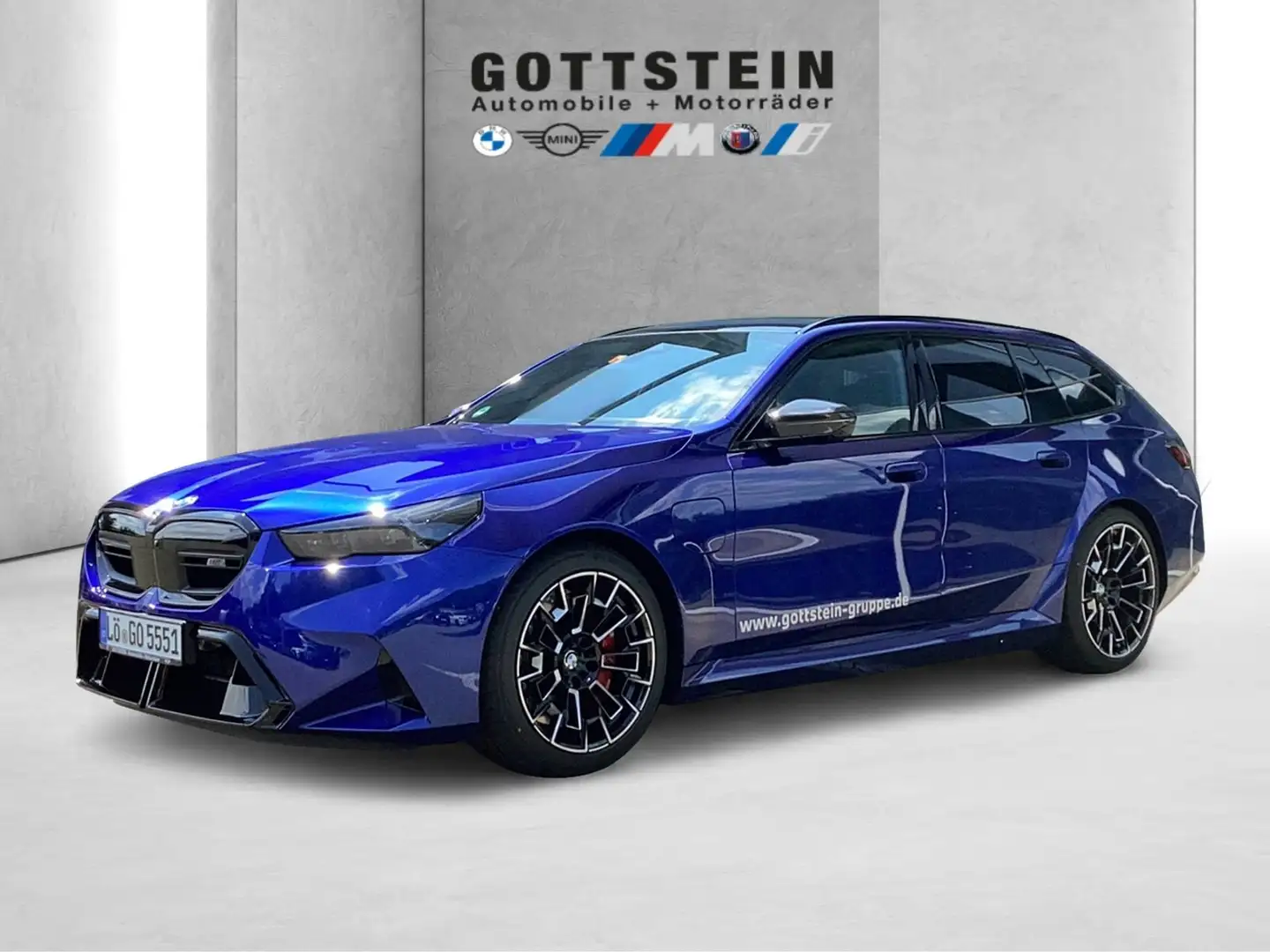 BMW M5 Touring M Drivers P. / UPE 157.680€ Mavi - 1