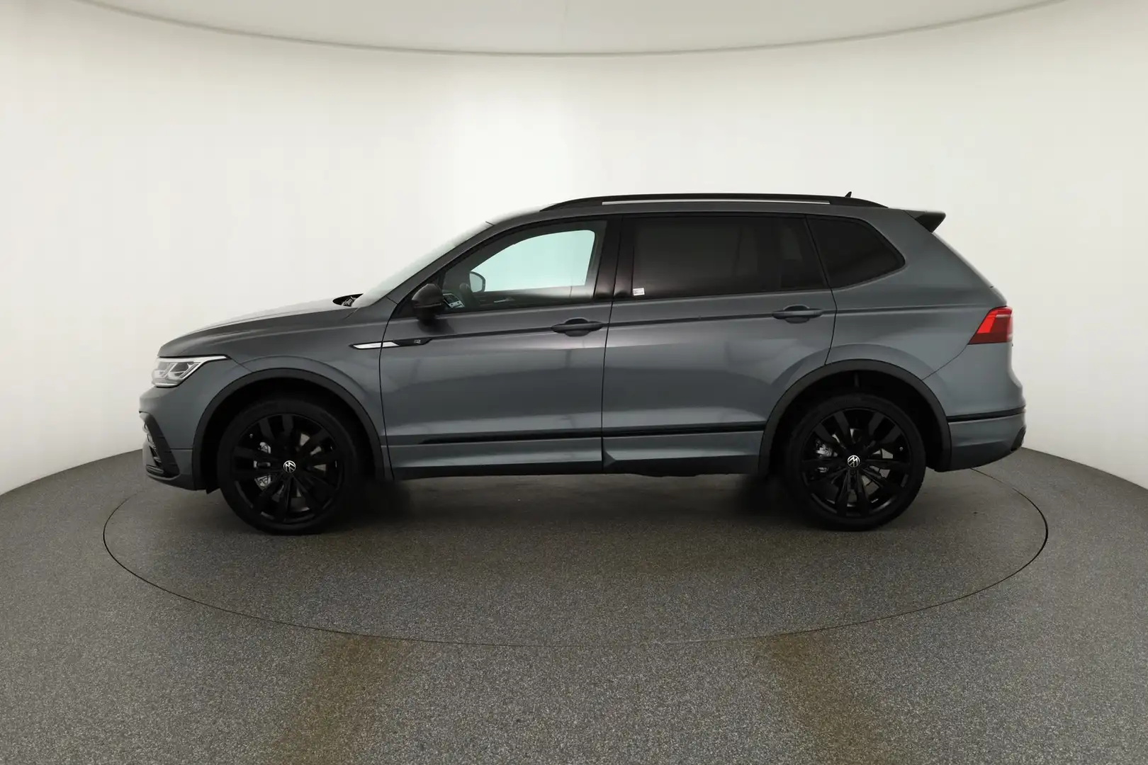 Volkswagen Tiguan Allspace 2.0 4M R-Line Black Standheizung Grigio - 2