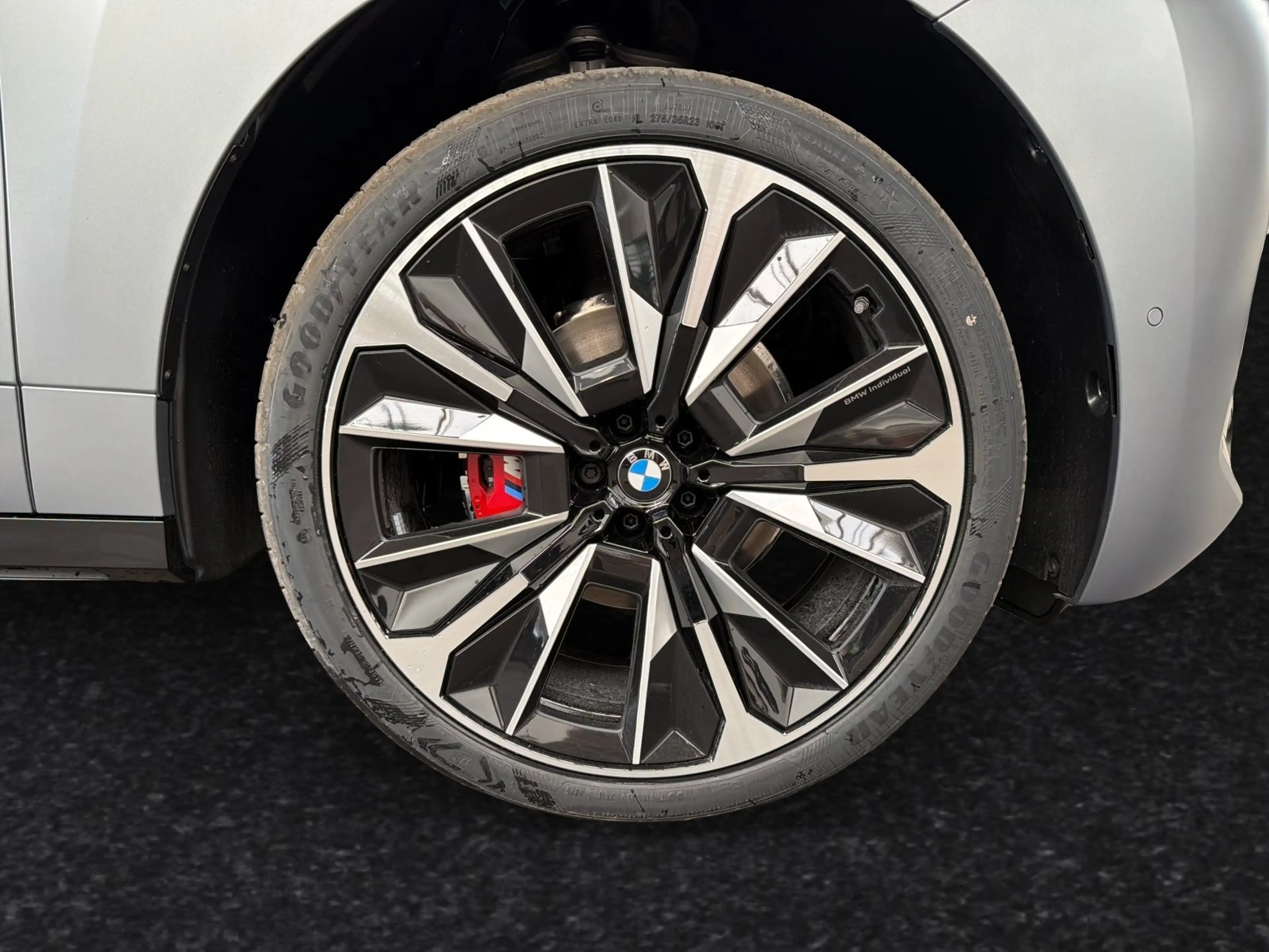 BMW iX xDrive60 M Sport Pro|AHK|SkyLounge|DA-Prof. — photo 5