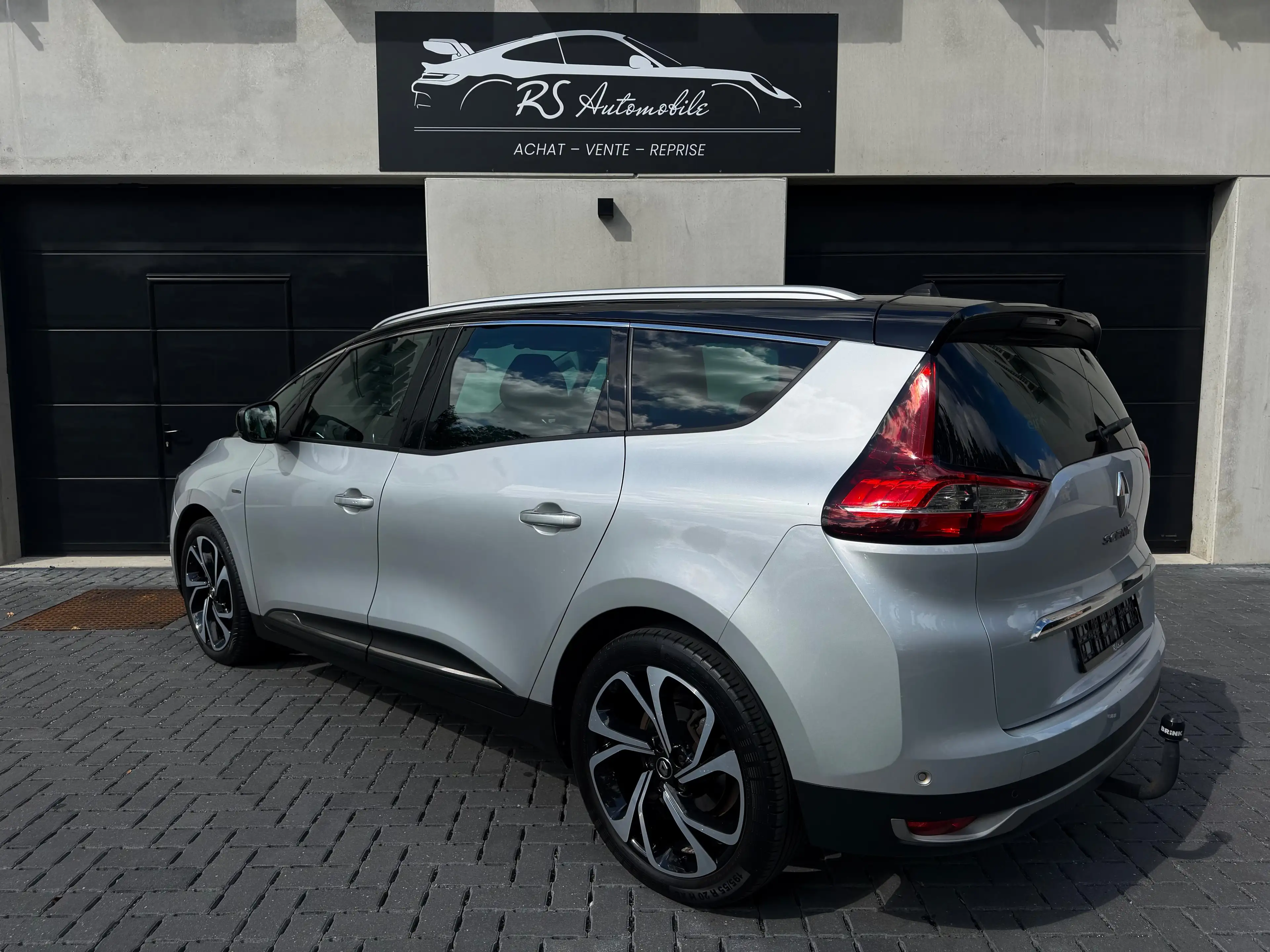 Renault Grand Scenic 1.7 DCI 7 PLACES/BOÎTE AUTO/BOSE ÉDITION/CLIM/NAV/CAPTLAY — photo 4