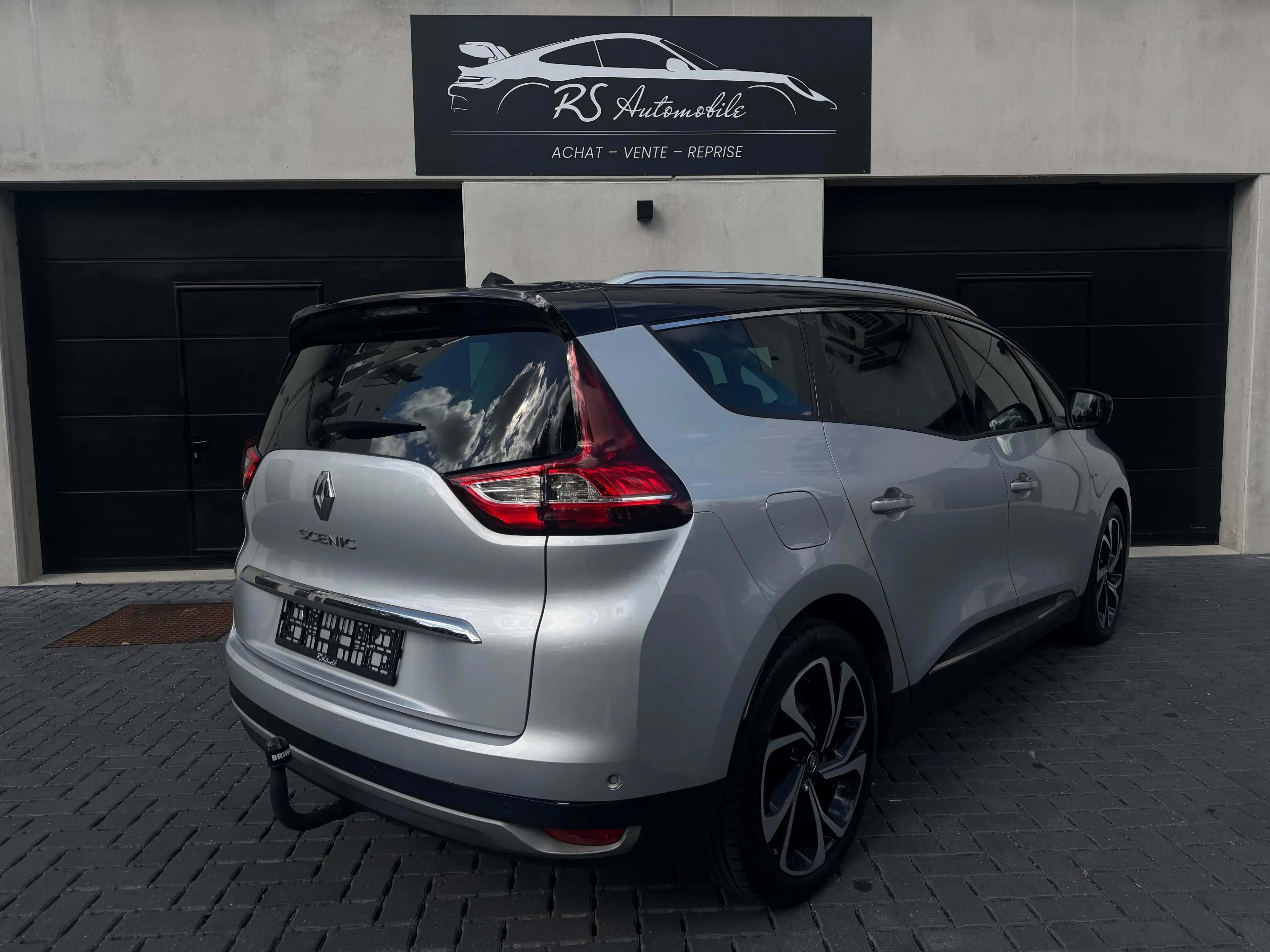 Renault Grand Scenic 1.7 DCI 7 PLACES/BOÎTE AUTO/BOSE ÉDITION/CLIM/NAV/CAPTLAY — photo 6