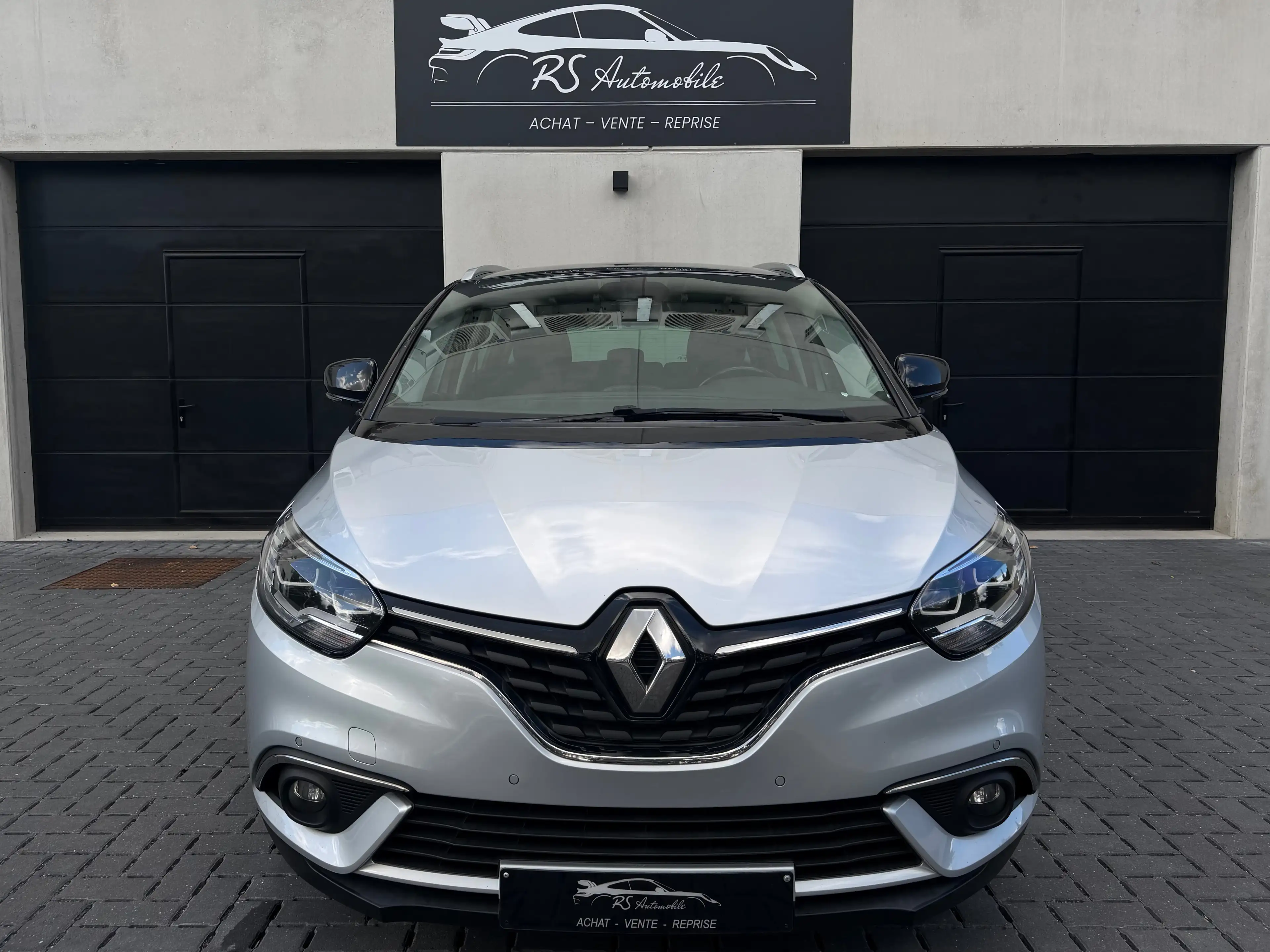 Renault Grand Scenic 1.7 DCI 7 PLACES/BOÎTE AUTO/BOSE ÉDITION/CLIM/NAV/CAPTLAY — photo 9