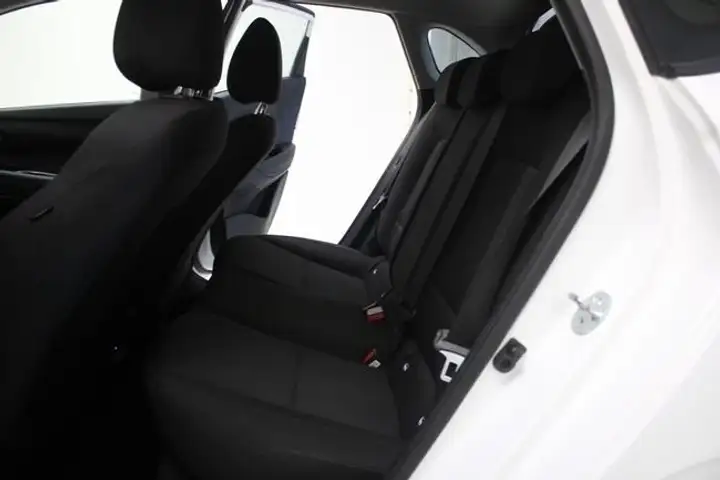 Hyundai i20 5P TGDI 1.0 KLASS 2025, foto 8