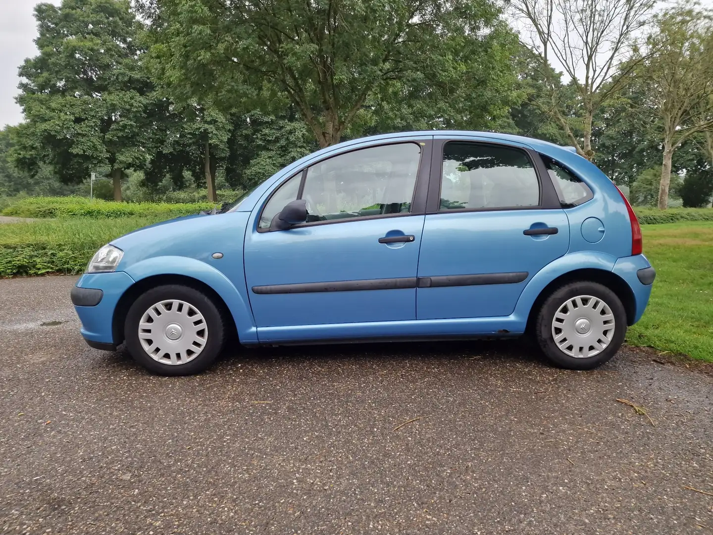 Citroen C3 1.2 met APK  €450 Albastru - 2