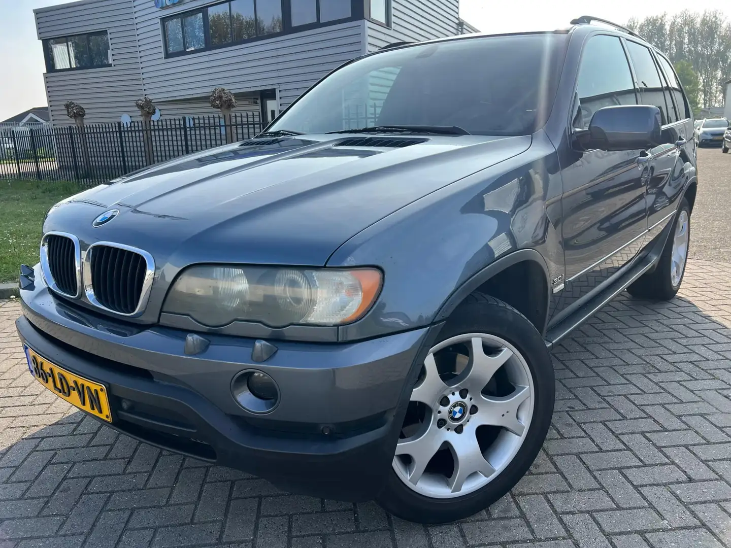 BMW X5 3.0i Executive 2002 Automaat Trekhaak Leer Sport S Gri - 2