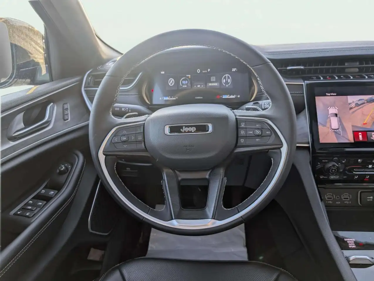Jeep Grand Cherokee снимка Jeep Grand Cherokee