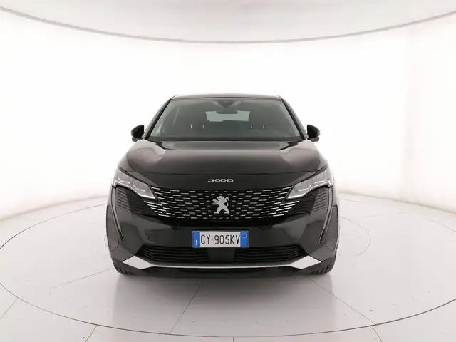 Peugeot 3008 view 5