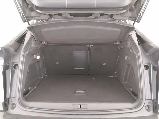 Peugeot 3008 view 10