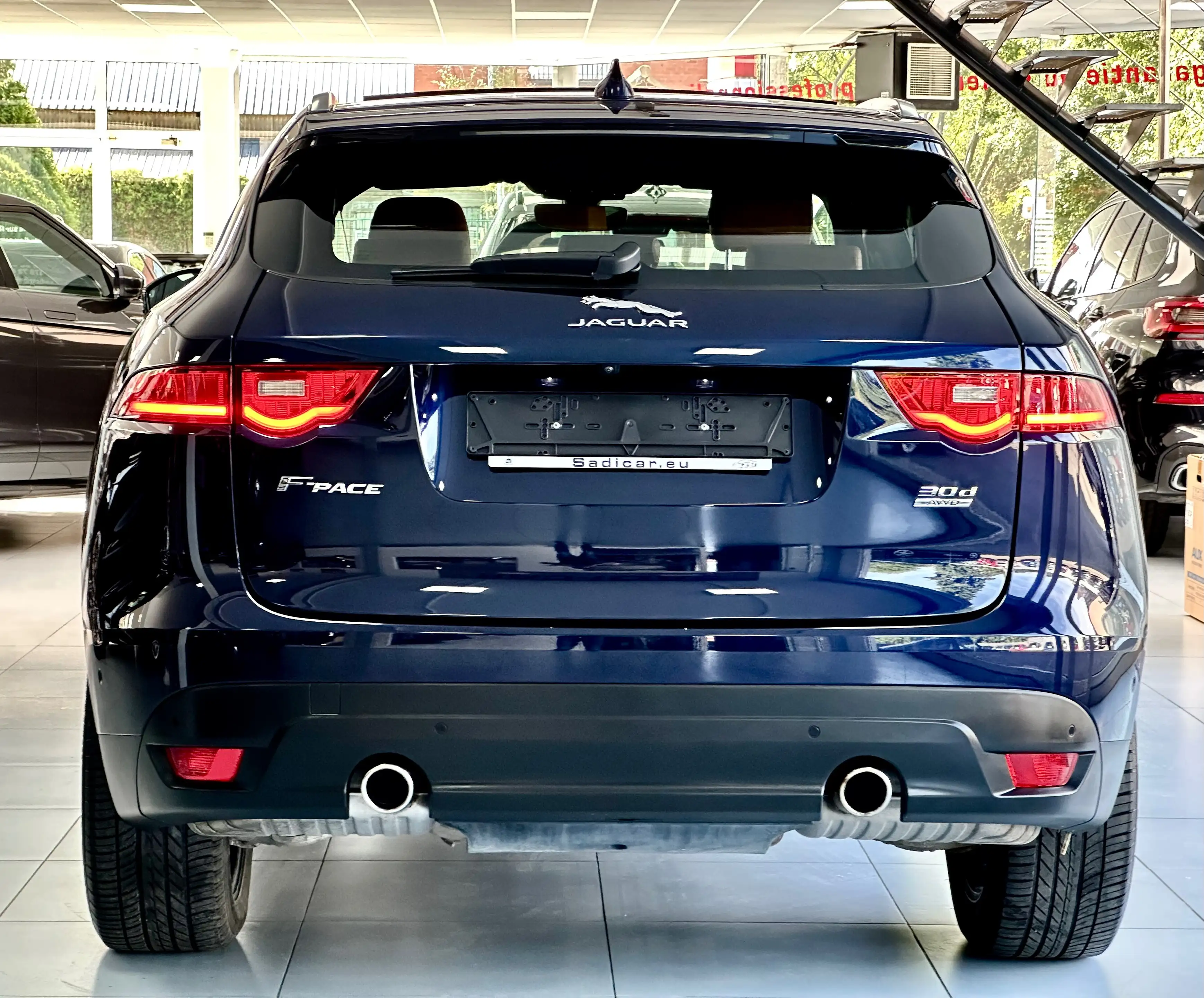 Jaguar F-Pace 3.0 D 300cv V6 AWD - PORTOFOLIO - FULL OPT. — photo 5