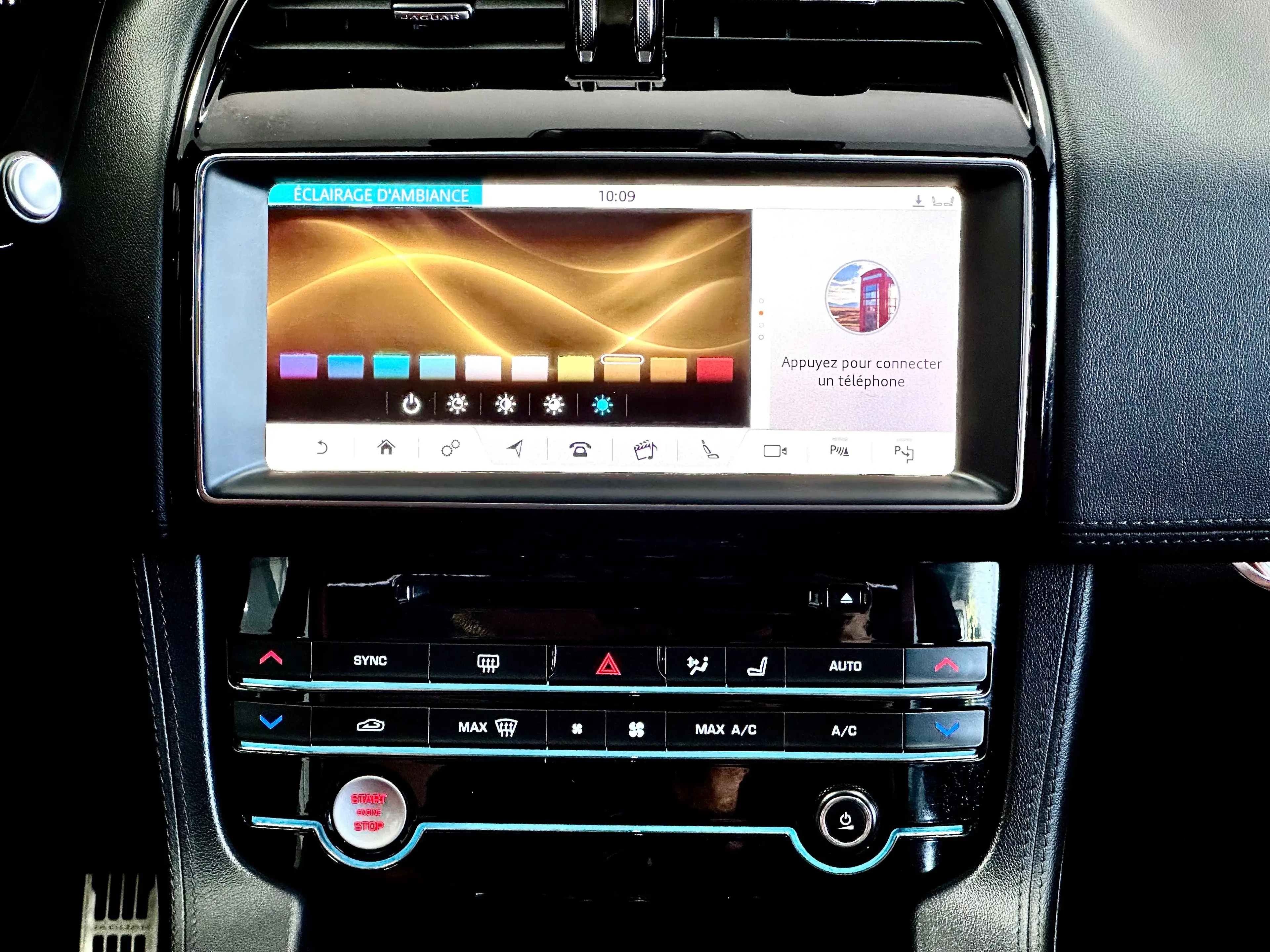 Jaguar F-Pace 3.0 D 300cv V6 AWD - PORTOFOLIO - FULL OPT. — photo 14