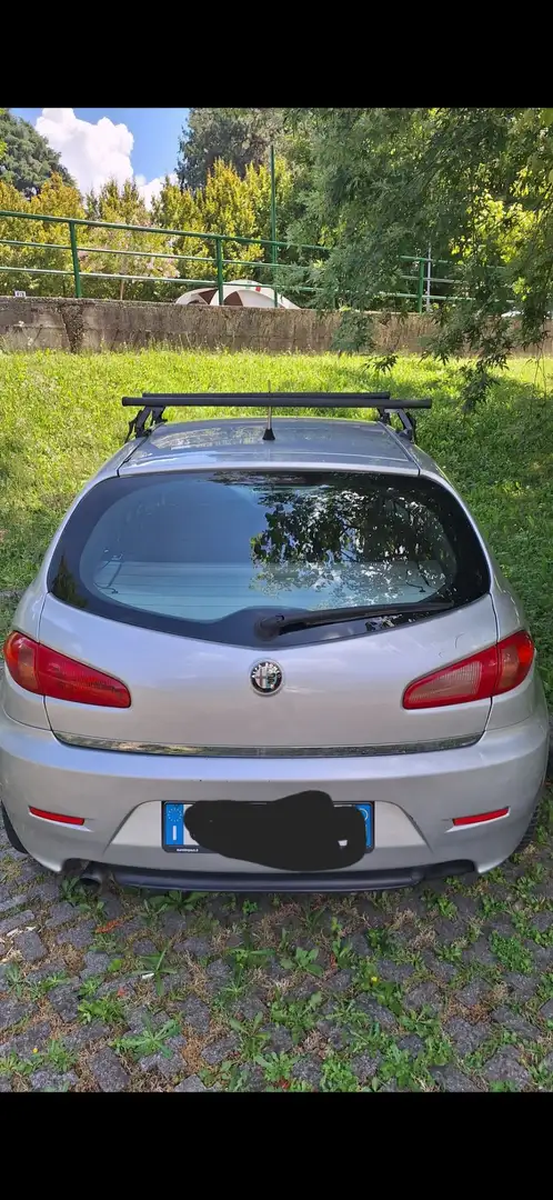 Alfa Romeo 147 147 5p 1.6 ts 16v Distinctive 105cv Argent - 2