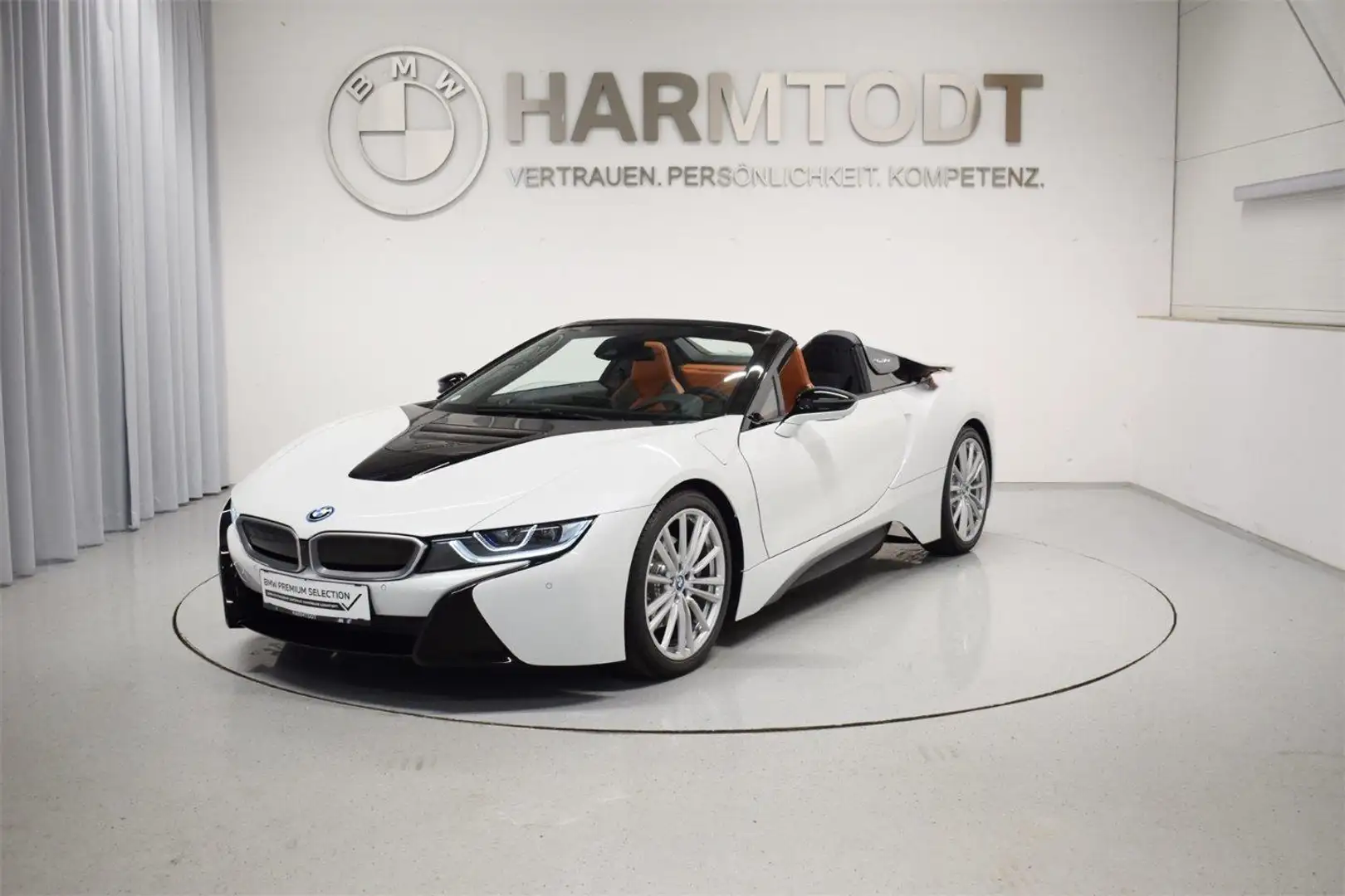 BMW i8 Roadster Bianco - 1