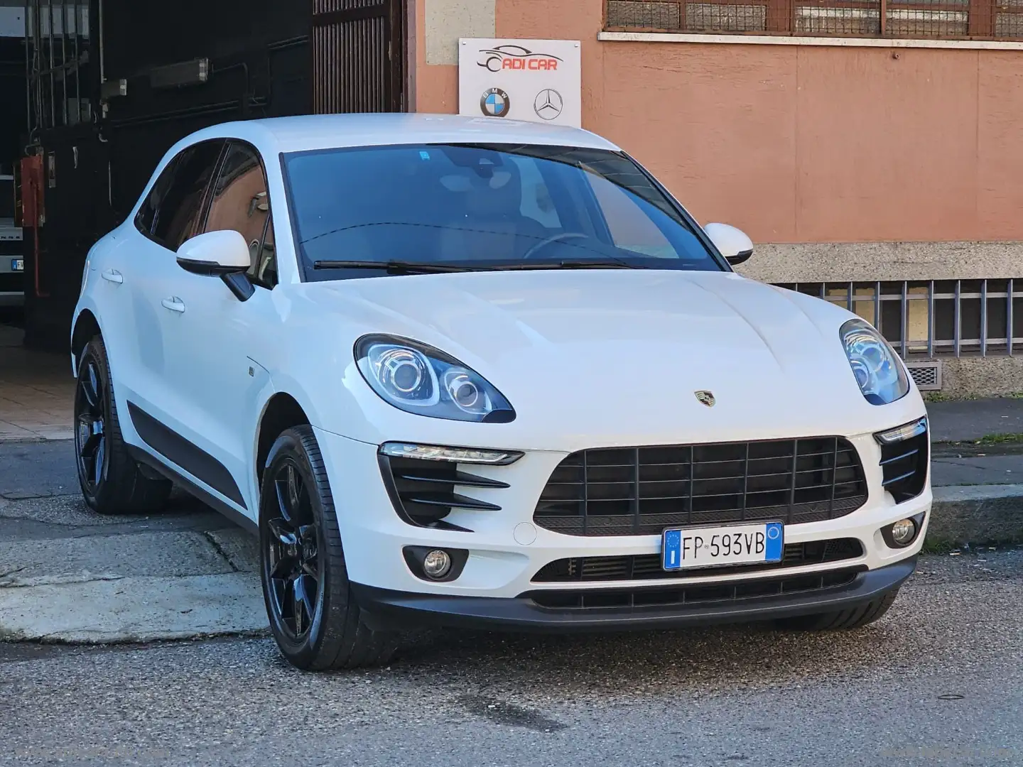 Porsche Macan 2.0 252CV Pure White Bianco - 1