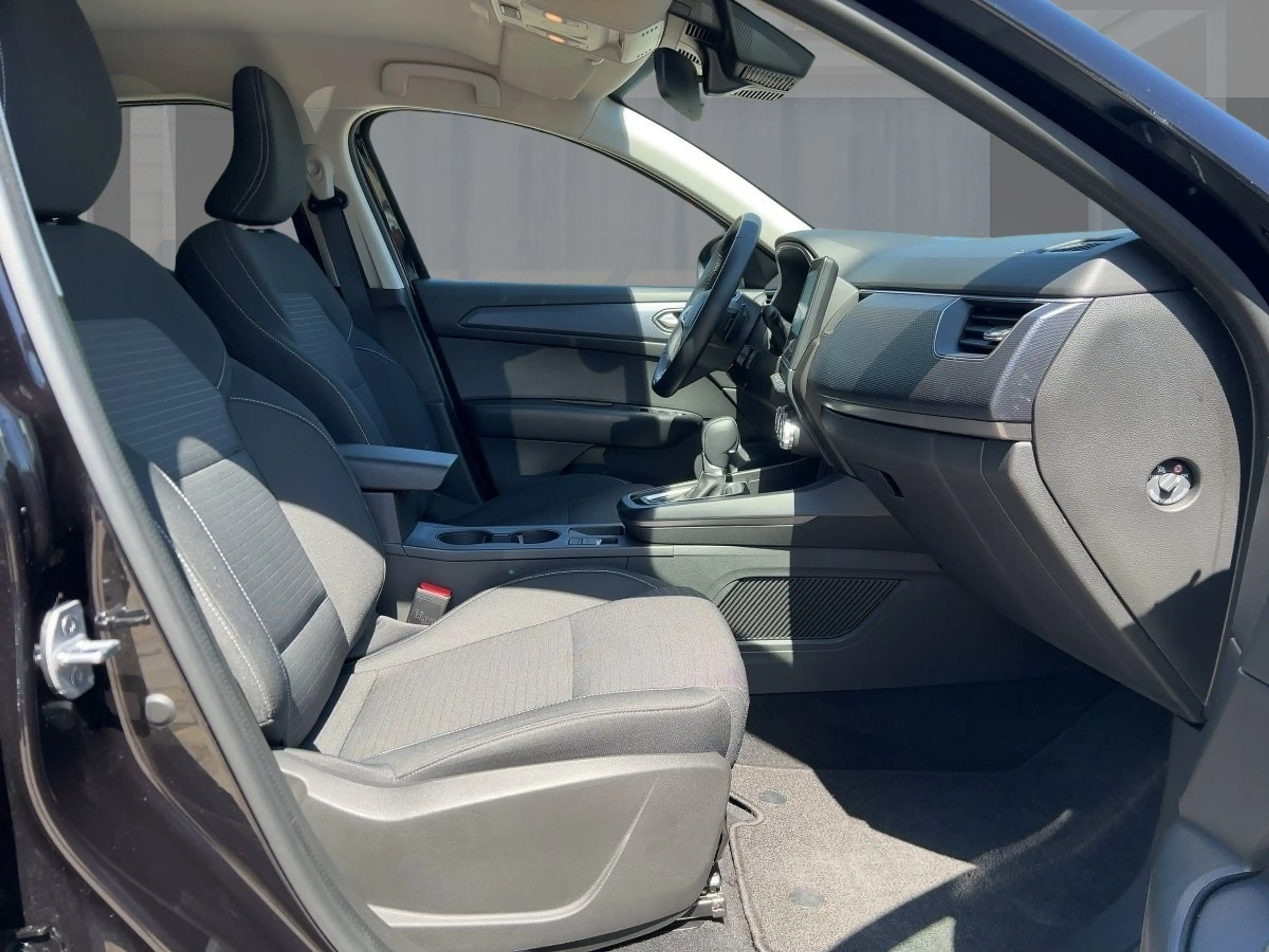 Renault Arkana EVOLUTION Mild Hybrid 140 EDC Apple CarPlay — photo 8