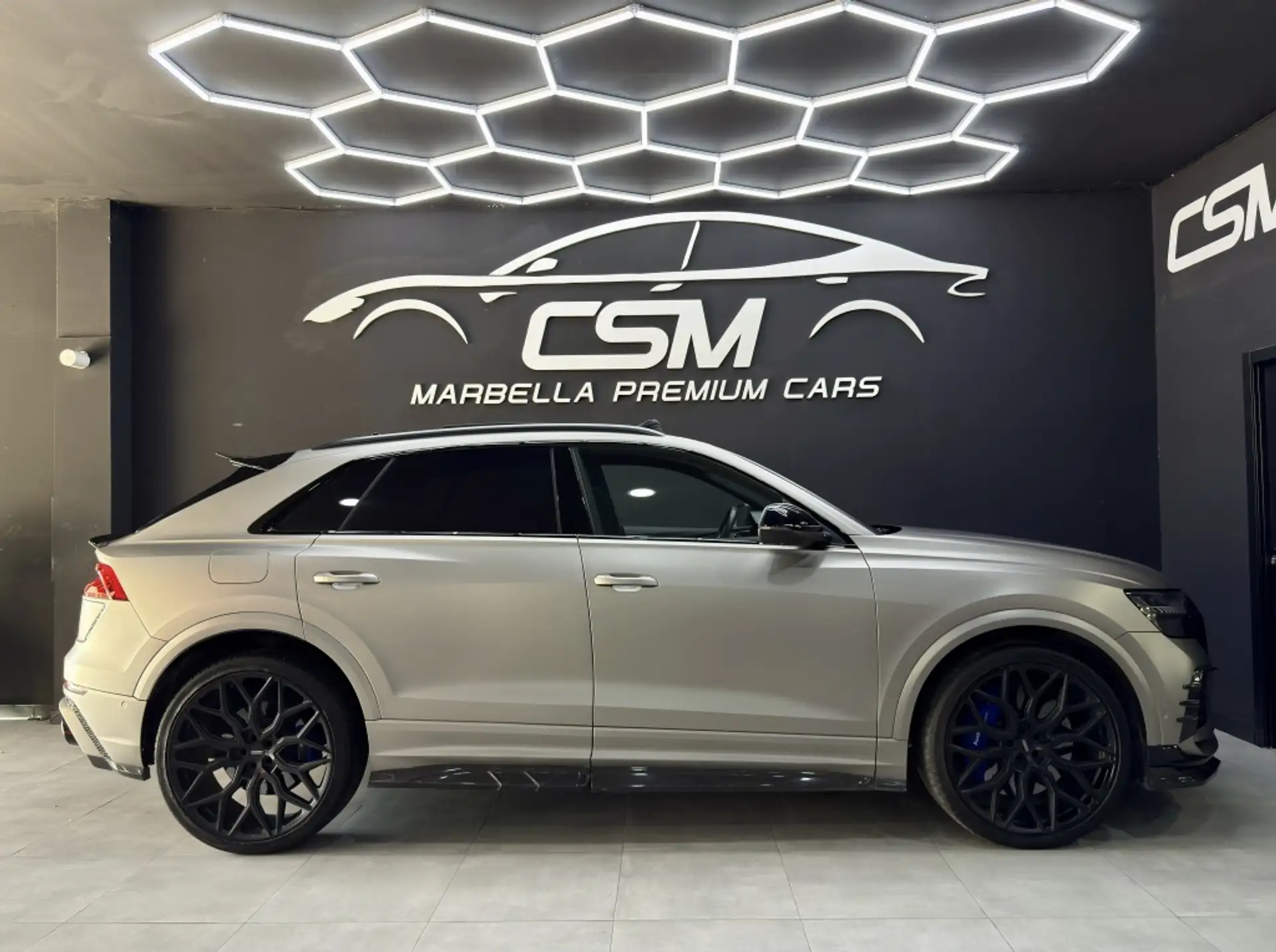 아우디 Audi RS Q8 4.0 TFSI 2021 회색 사진 6