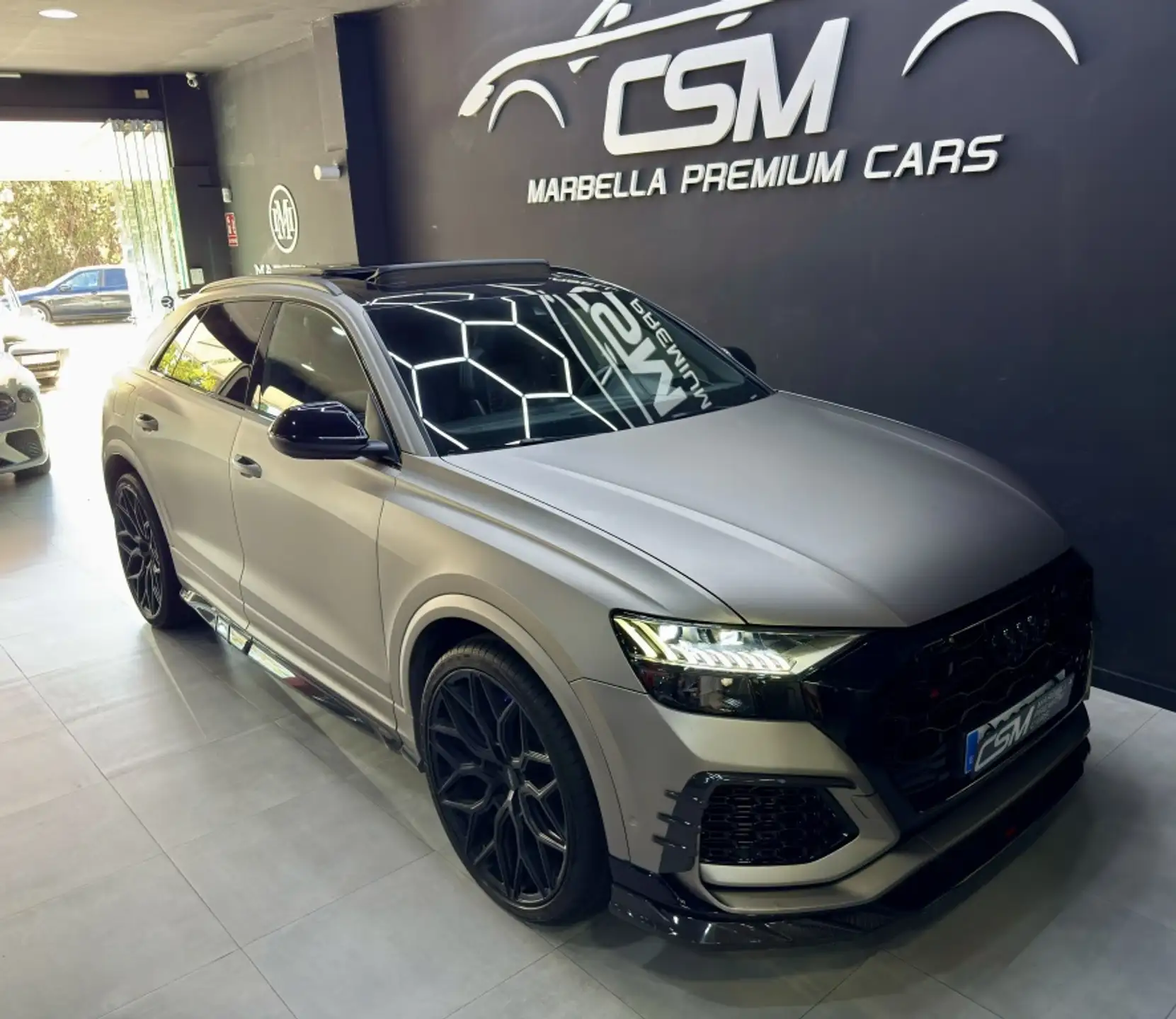 아우디 Audi RS Q8 4.0 TFSI 2021 회색 사진 4
