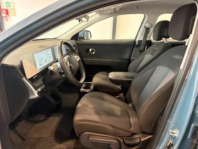 Hyundai Ioniq 5 view 8