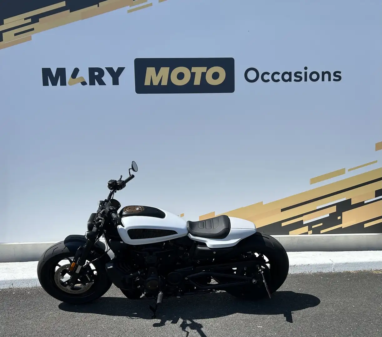 Harley-Davidson Sportster Biały - 1