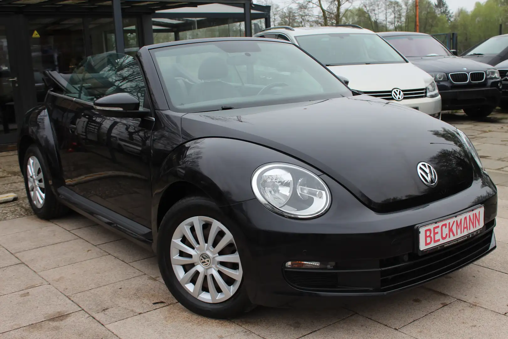Volkswagen Beetle Basis BMT Automatik Cabrio Schwarz - 1