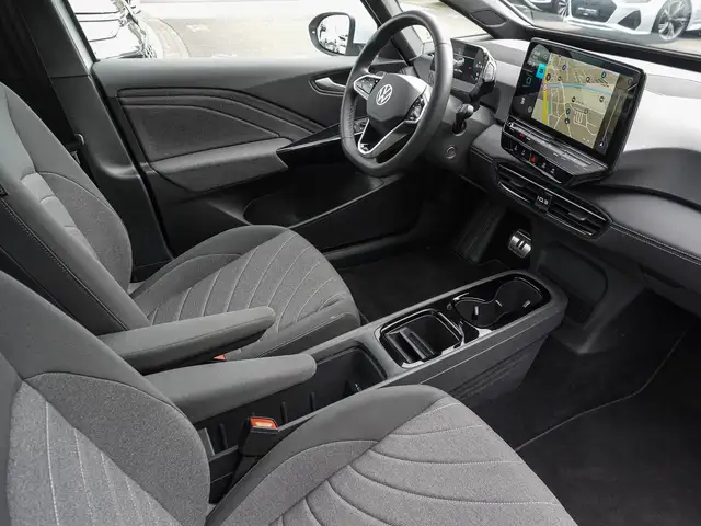 Volkswagen Id.3 view 9