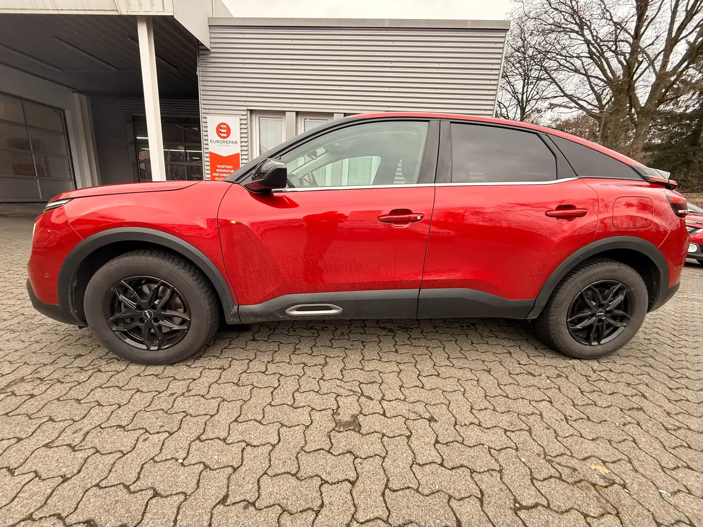 Citroen C4 Shine BlueHDi 130 S&S EAT8 Rot - 2