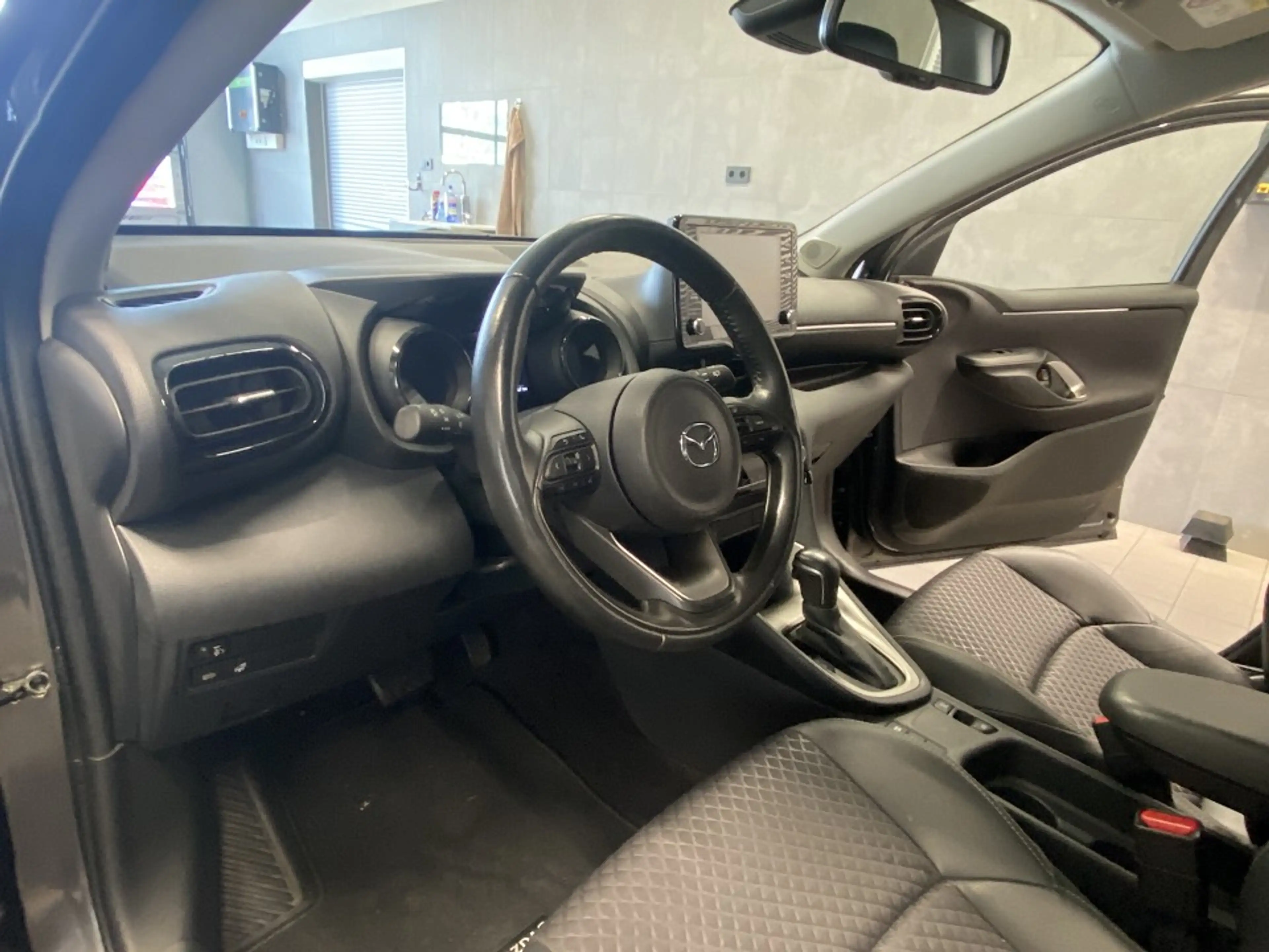 Mazda 2 Hybrid 1.5L VVT-i 116 PS CVT AL-AGILE COMFORT-P SA — photo 4