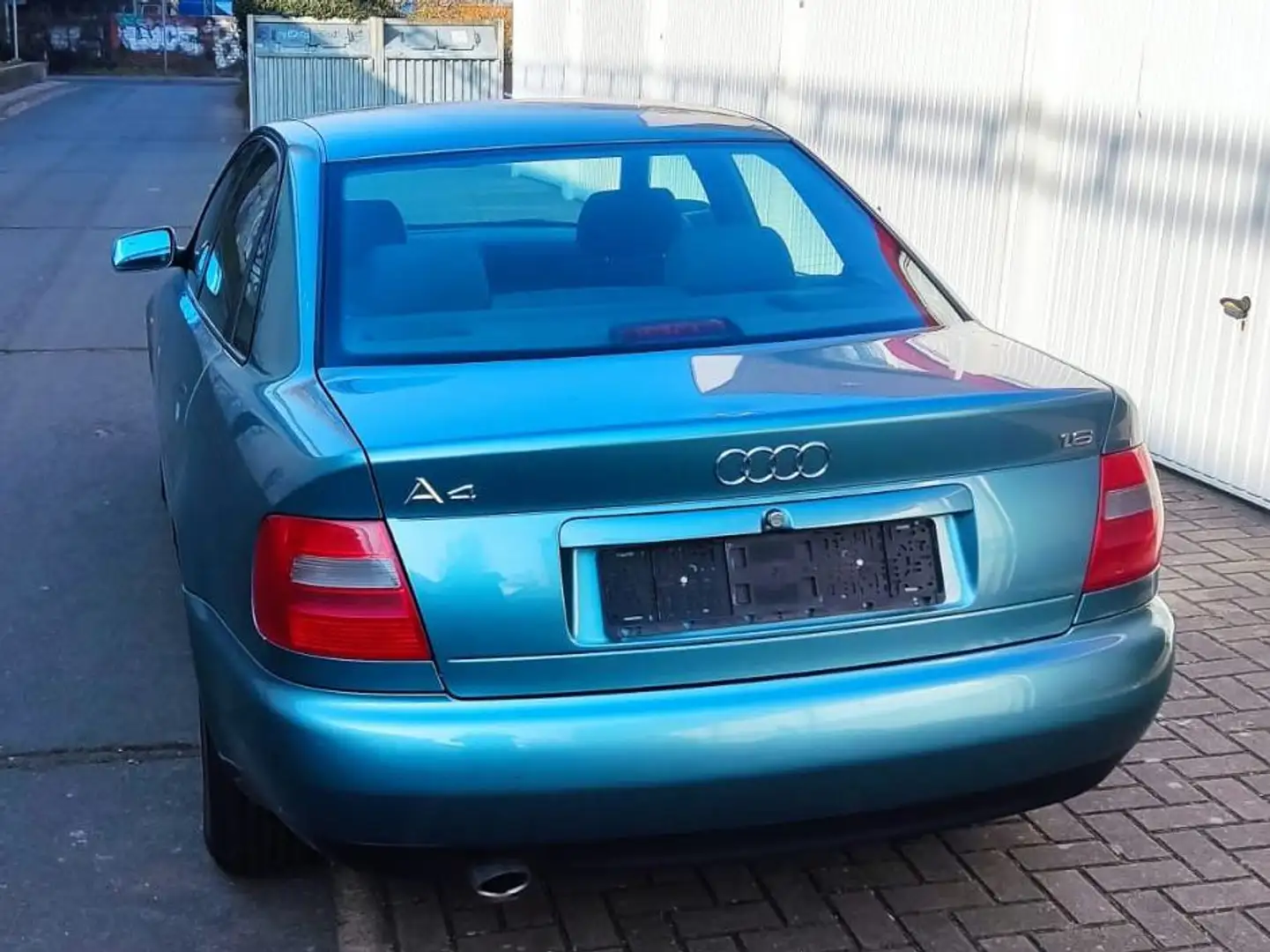 Audi A4 A4 1.6 - 2