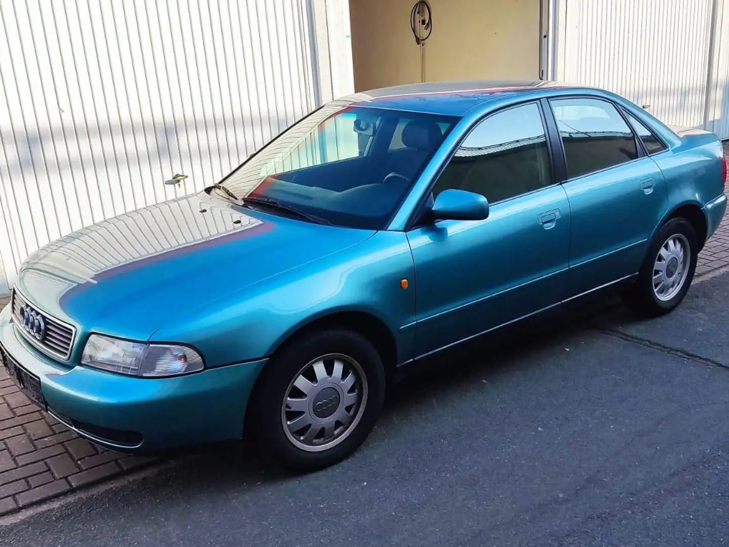 Audi A4 A4 1.6 - 1