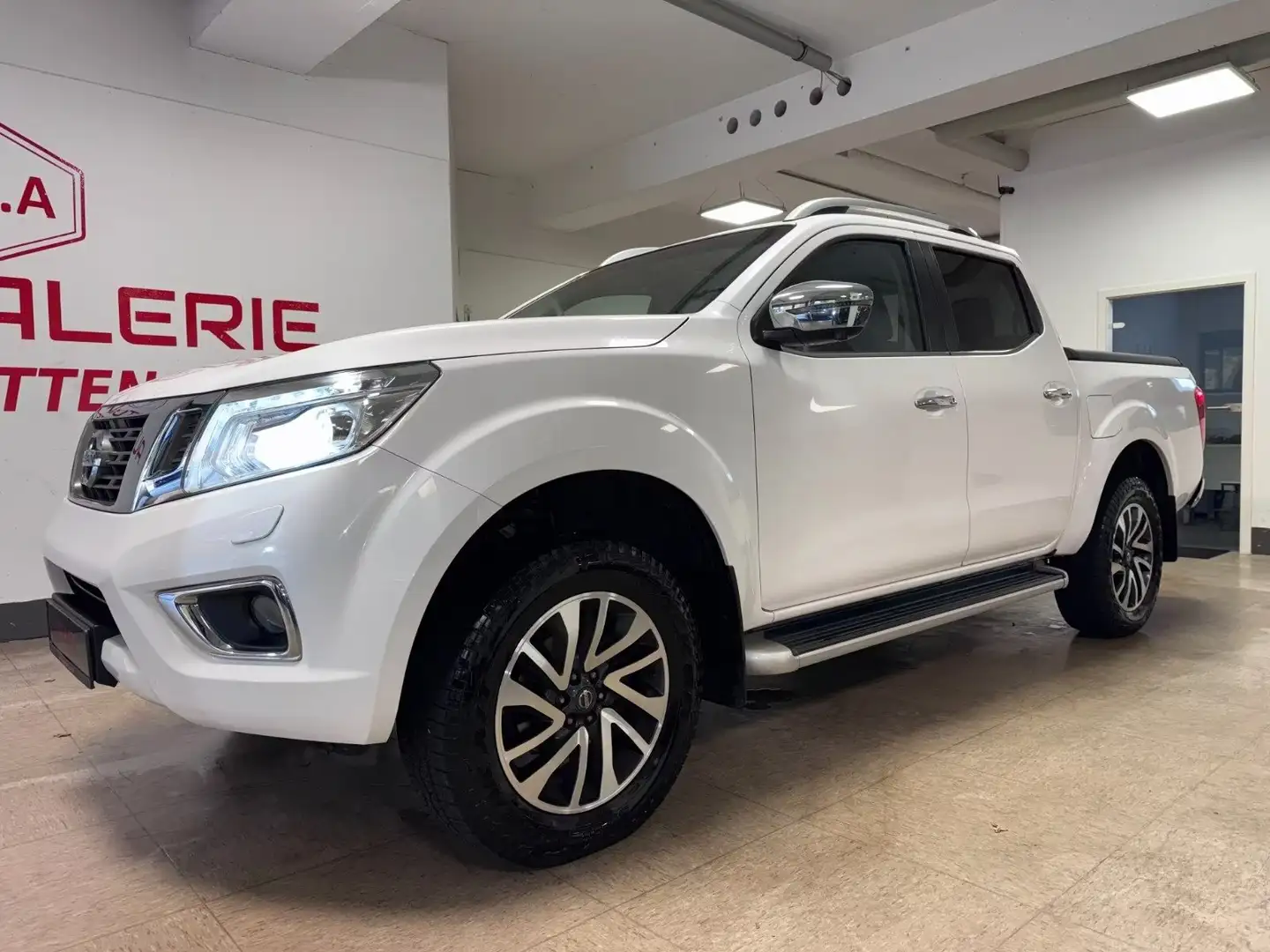 Nissan Navara Navara 2.3 dci  Tekna 4wd 190cv  MAI INCIDENTATA Blanc - 1
